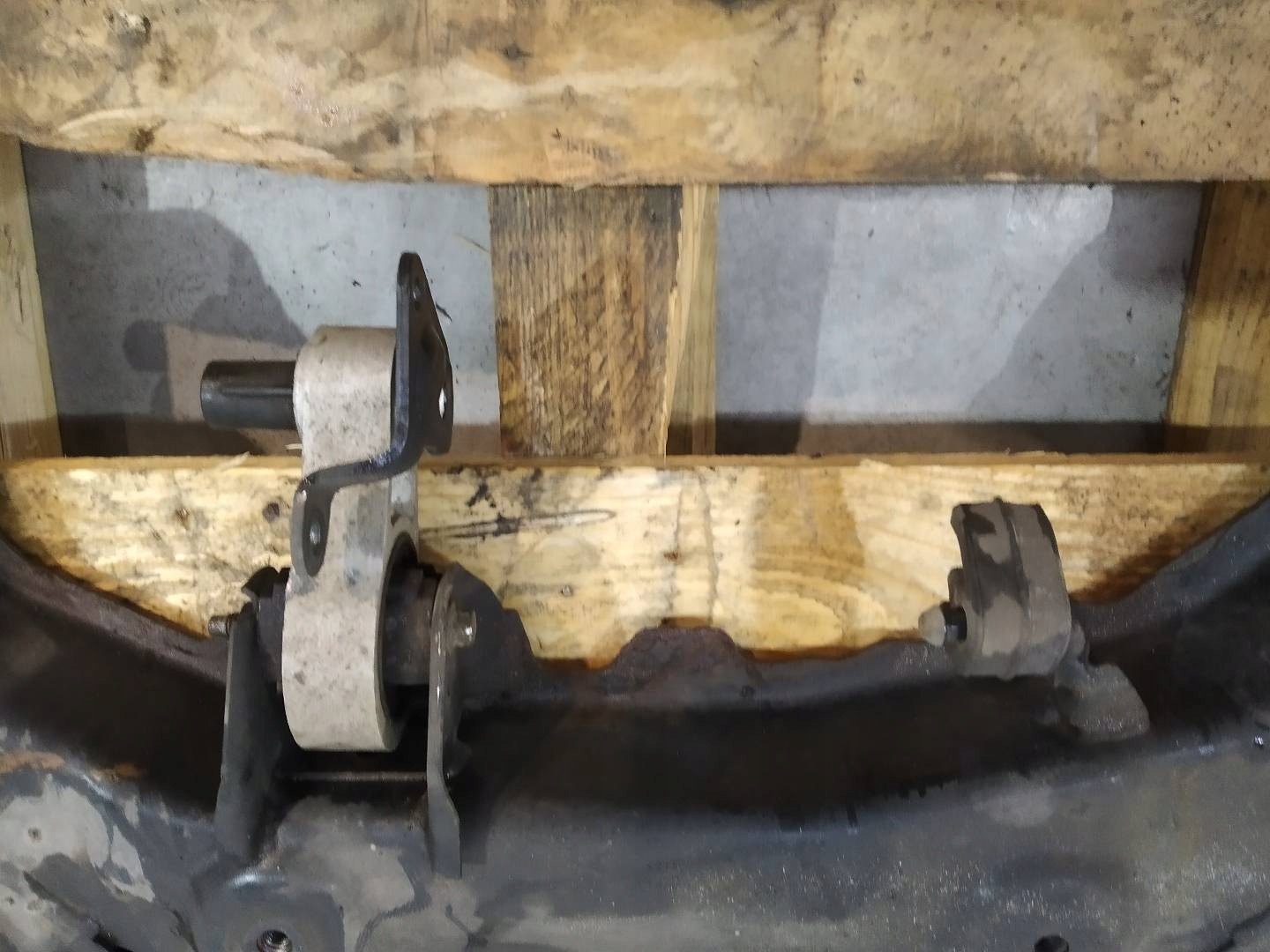 axle beam springing front TRANSIT MK1 Ford Tourneo Courier and (2014- )