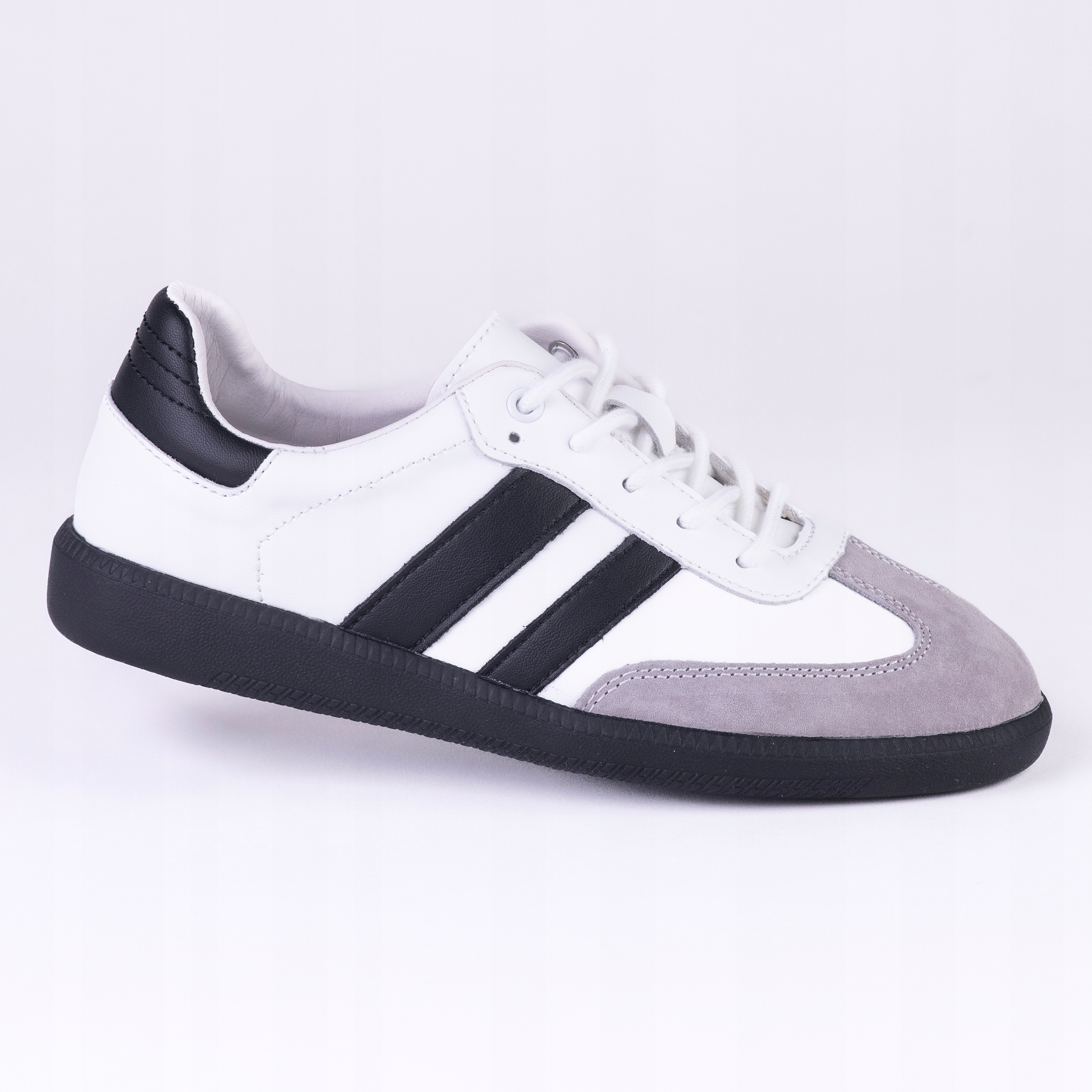 Sneakersy damskie sportowe skóra Goodin GD-XF-227 zamsz casual białe 38