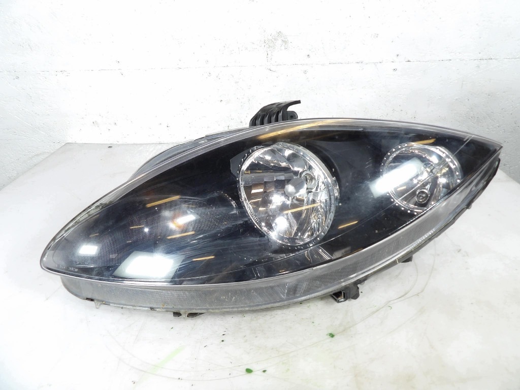 SEAT TOLEDO III REFLEKTOR left TYC 20-B210L