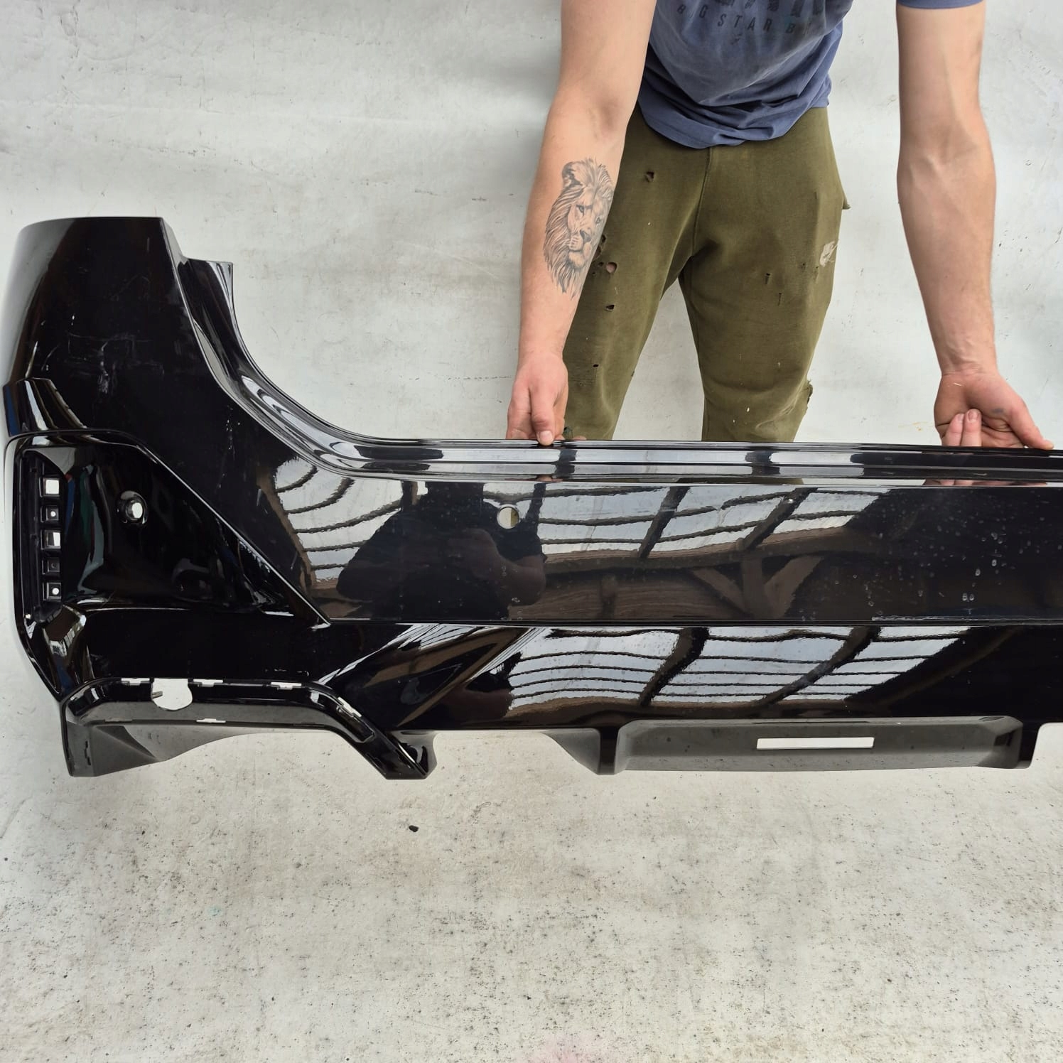 BMW 5 G61 m-packet 23- bumper rear part rear PDC 8084715