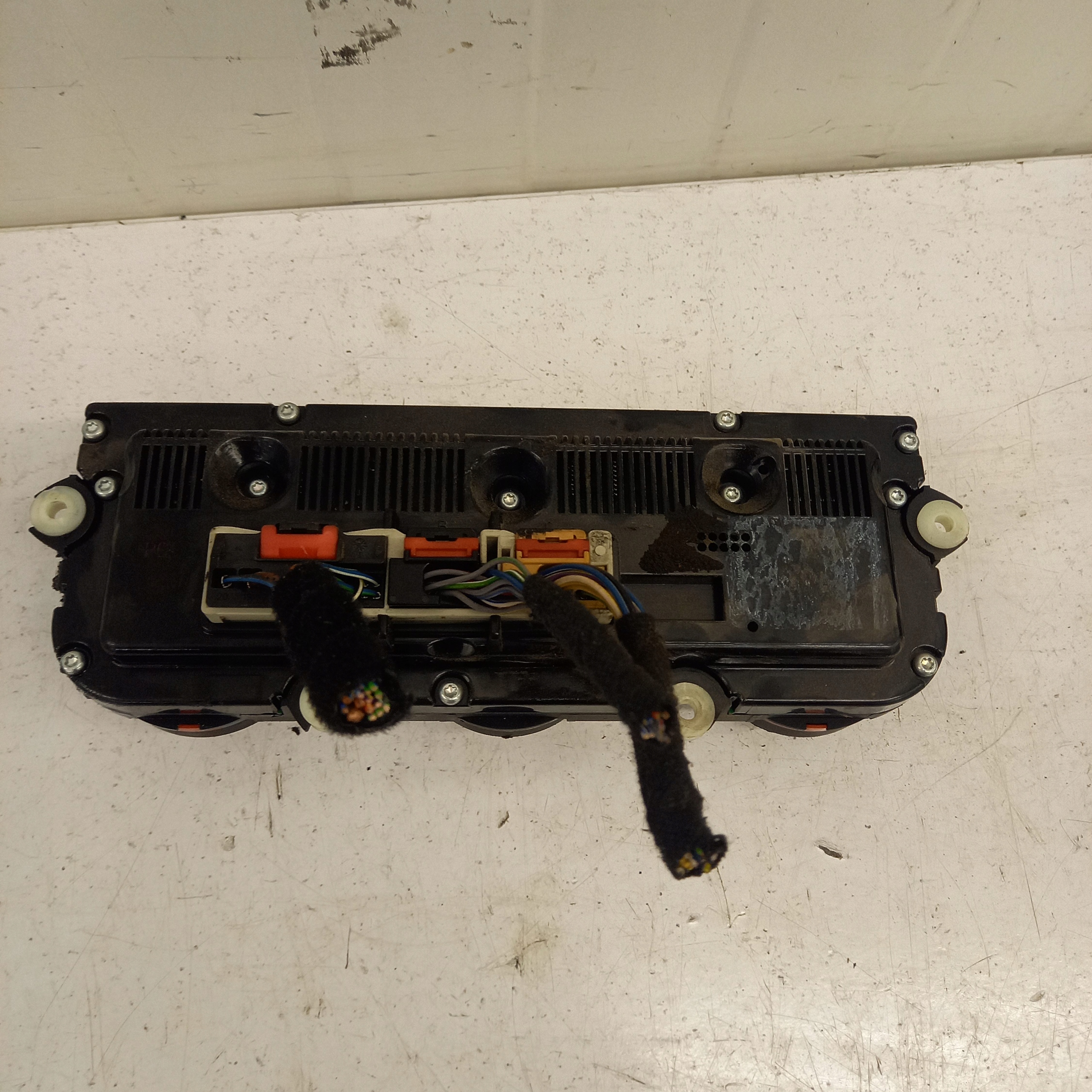 control panel air conditioning devices VOLKSWAGEN GOLF 5