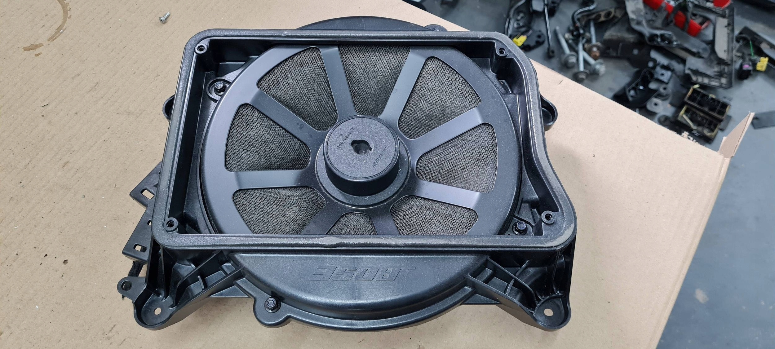 S6 C7 4G A6 LIFT speaker boot BASOWY SUBWOOFER BOSE 4G8035709