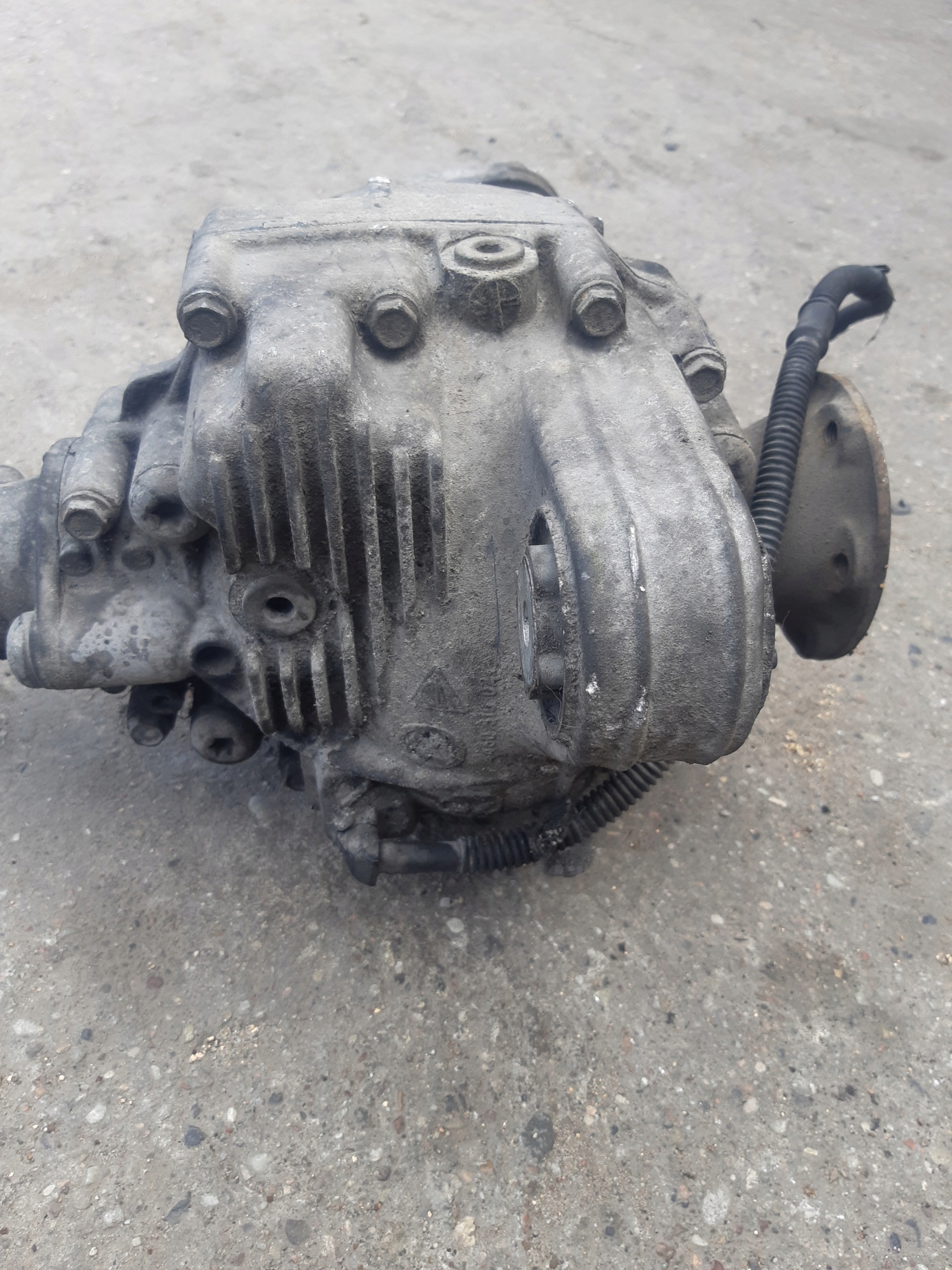 AUDI Q7 4L 3.0 TDI diff differential differential front front 0AA409507P