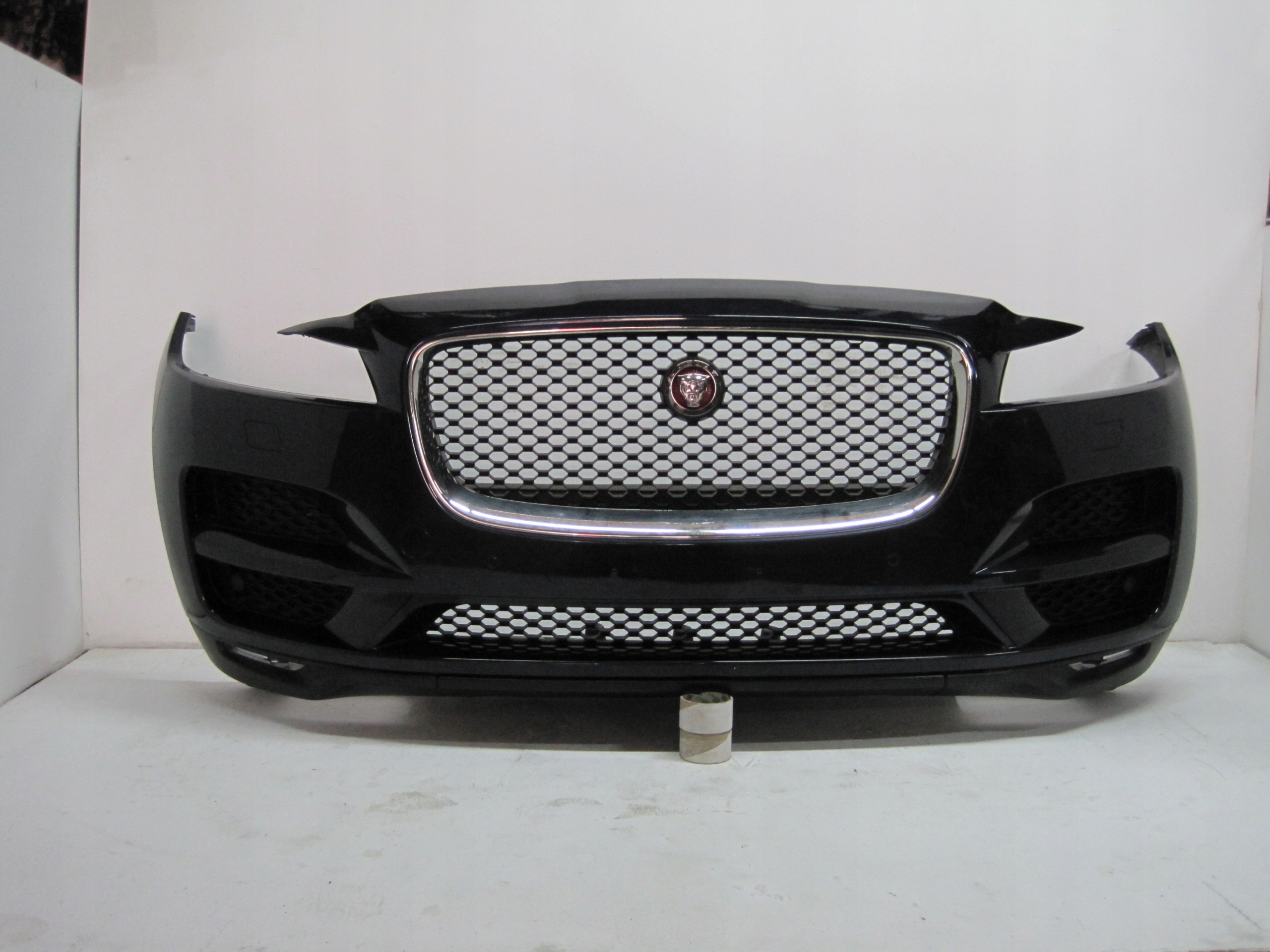 bumper JAGUAR F PACE 4 PDC 18R XENON front front