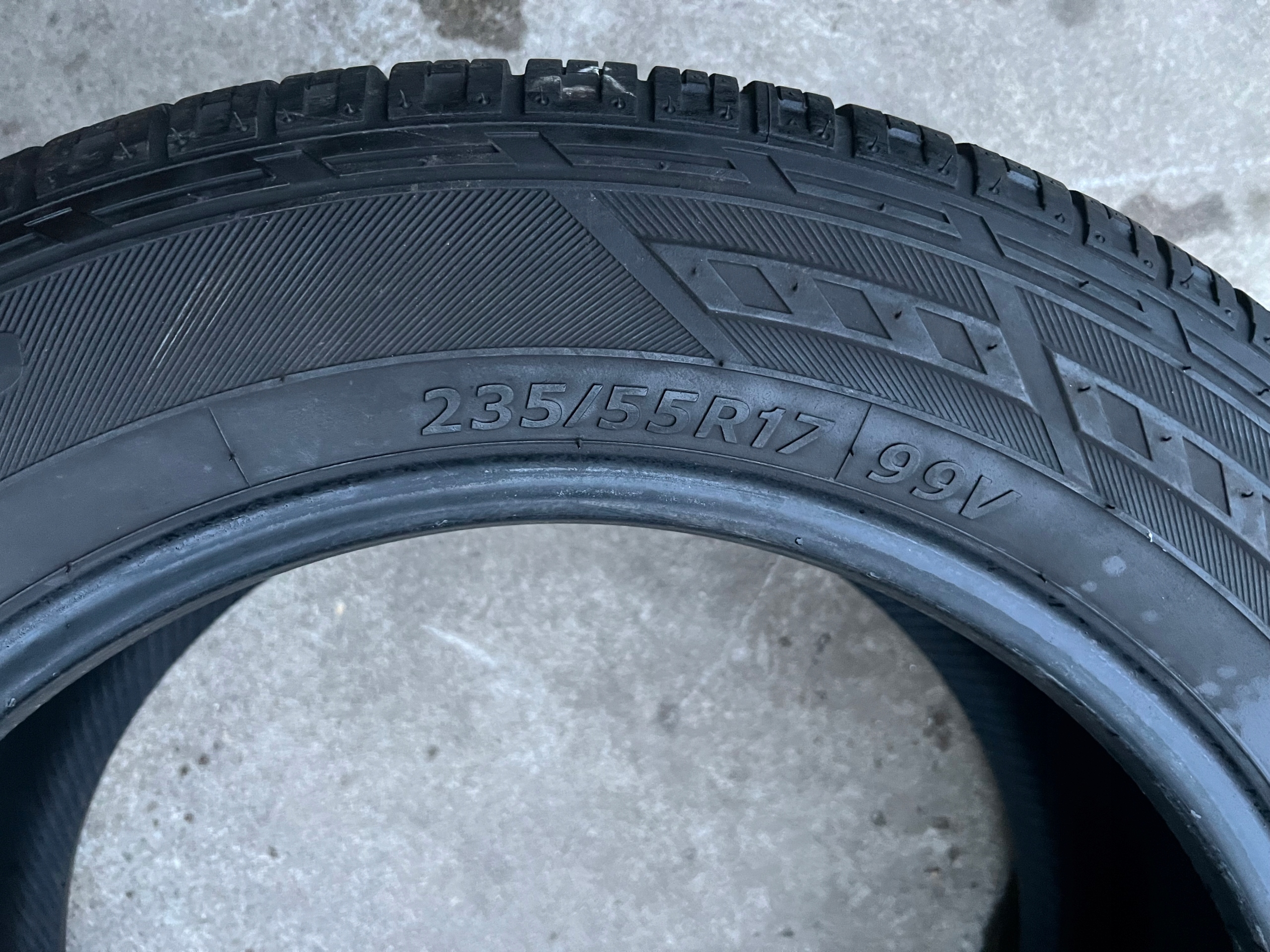 OPONY ZIMA HANKOOK DYNAPRO HP 235/55/17 99V Średnica 17