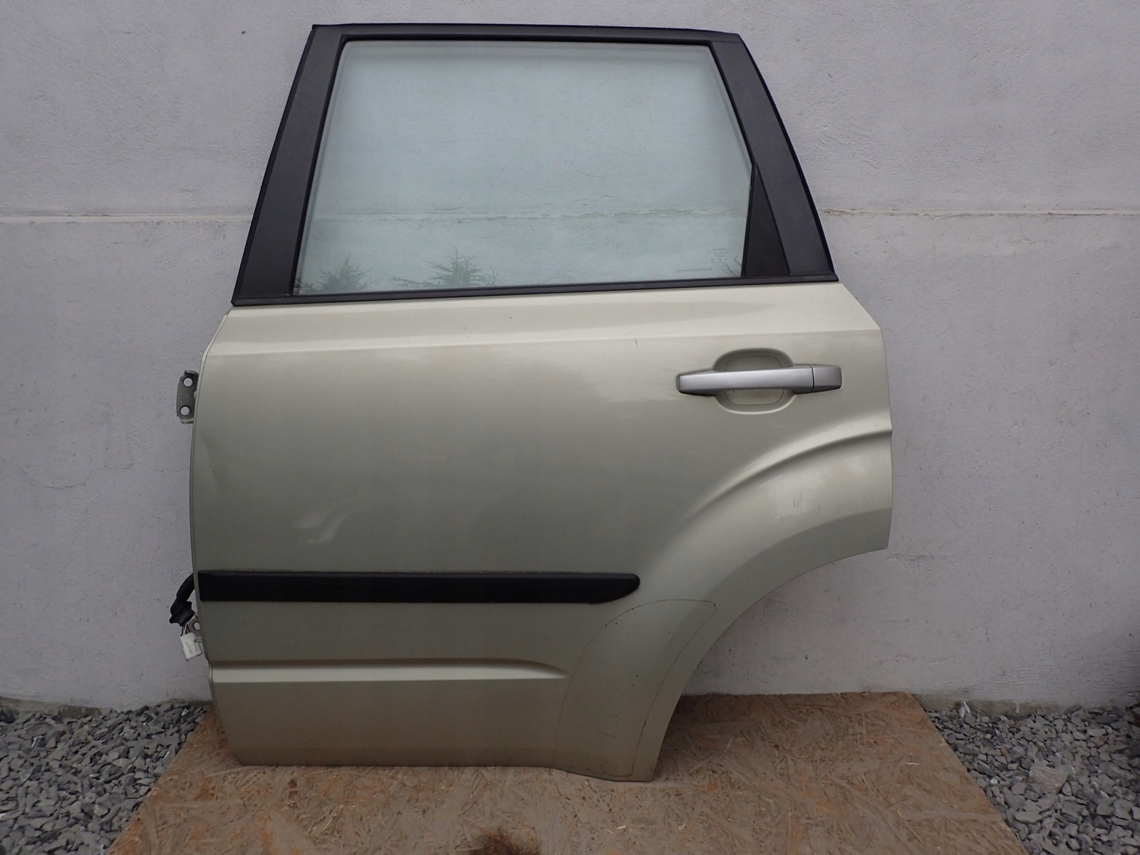 door left rear. left rear part SUBARU FORESTER 3 III