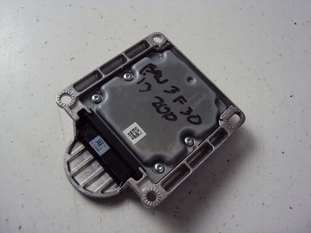 SENSOR AIRBAG BMW SERII 3 F30 11- Numer katalogowy części 6868253