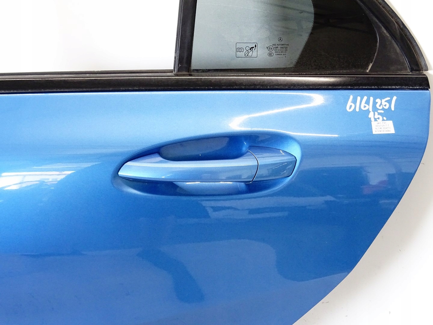 door left rear part left rear. MERCEDES A W176 LAKIER 162