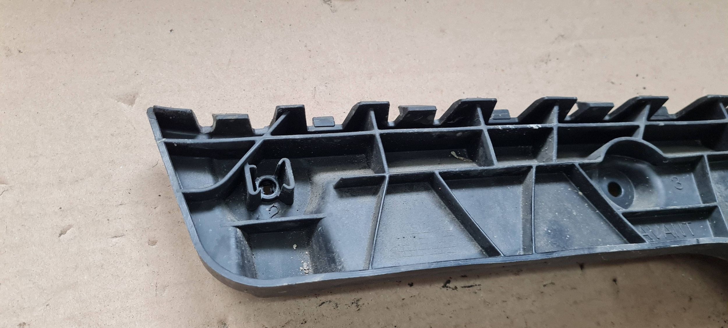 A6 C7 4G LIFT support holder bumper right rear part 4G9807454G