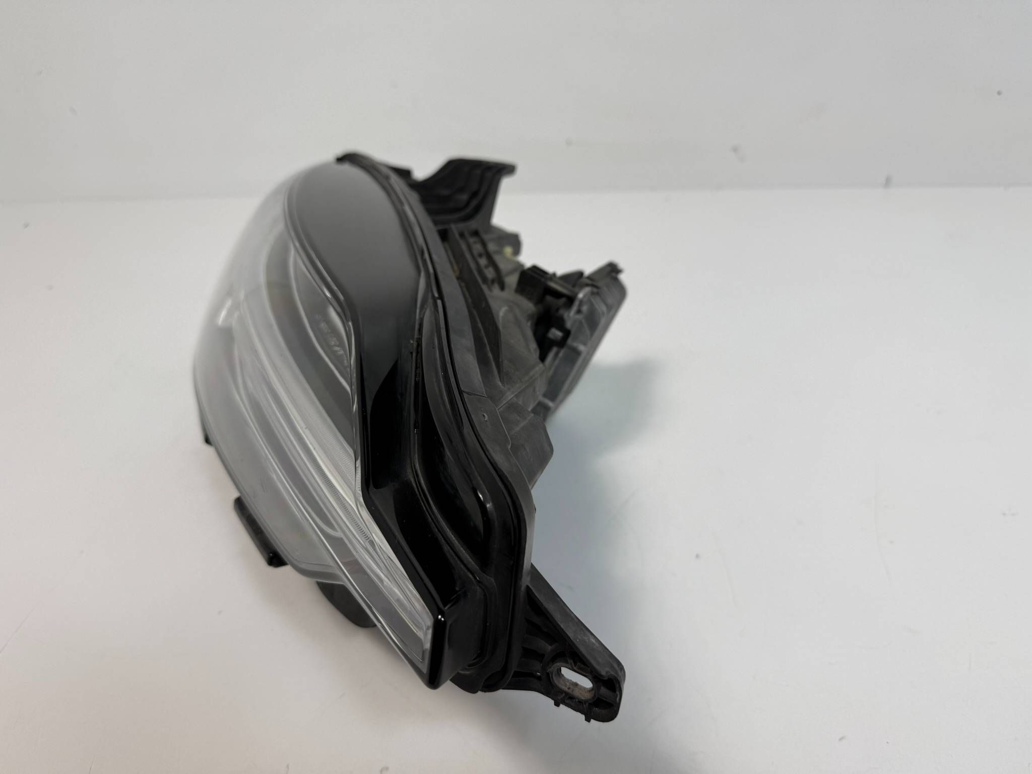 Volvo V60 II light front right 32338002 FULL LED ACTIV High Beam System