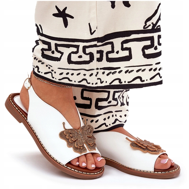 Dámské Sandály S Eko-koženou Ozdobou Na Plochém Podpatku, Bílé, Velikost 36