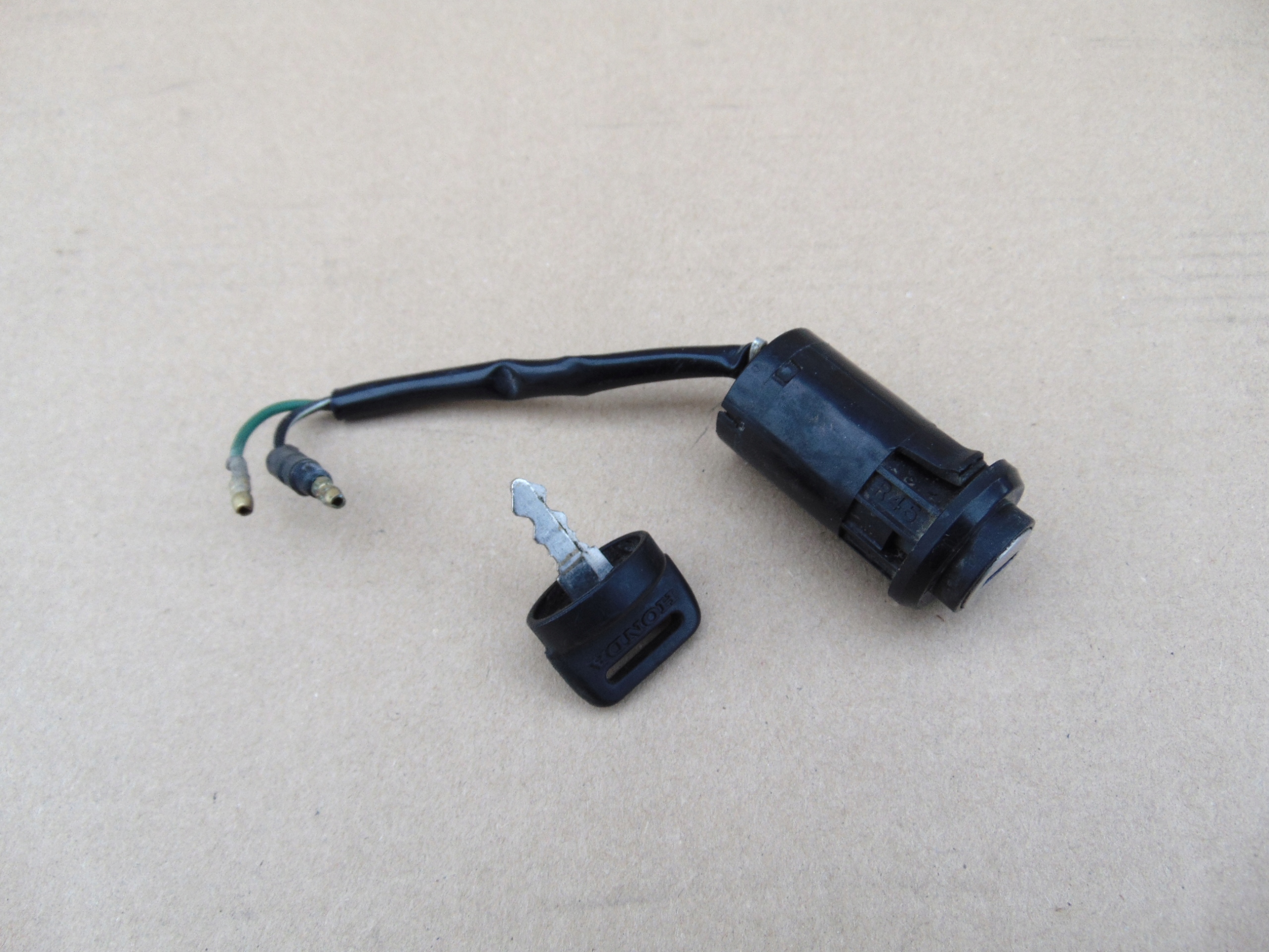 HONDA CRF 100F КЛЮЧ ЗАЖИГАНИЯ