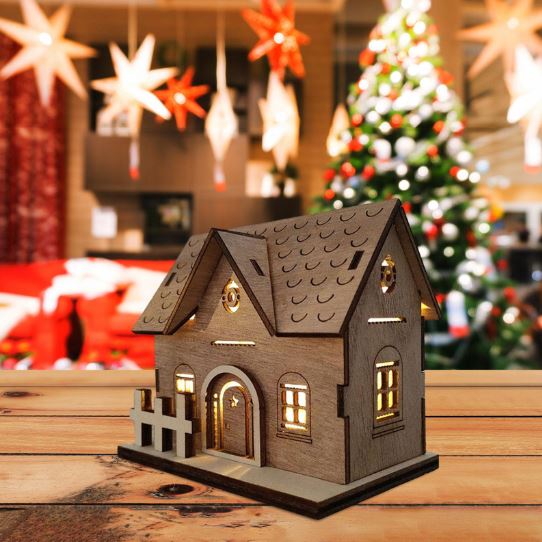DOMEK OZDOBA BOŻO NARODZENIOWA Z DREWNA RĘCZNIE ROBIONA EAN (GTIN) 9781522747949