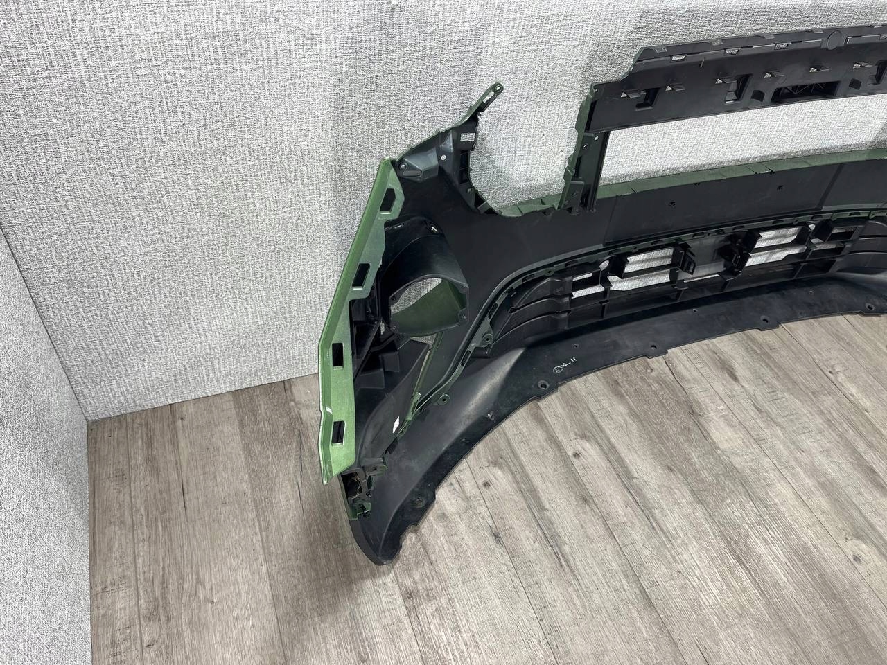 FORD TRANSIT COURIER II MK2 2023 -> bumper front R2X6-17757-A