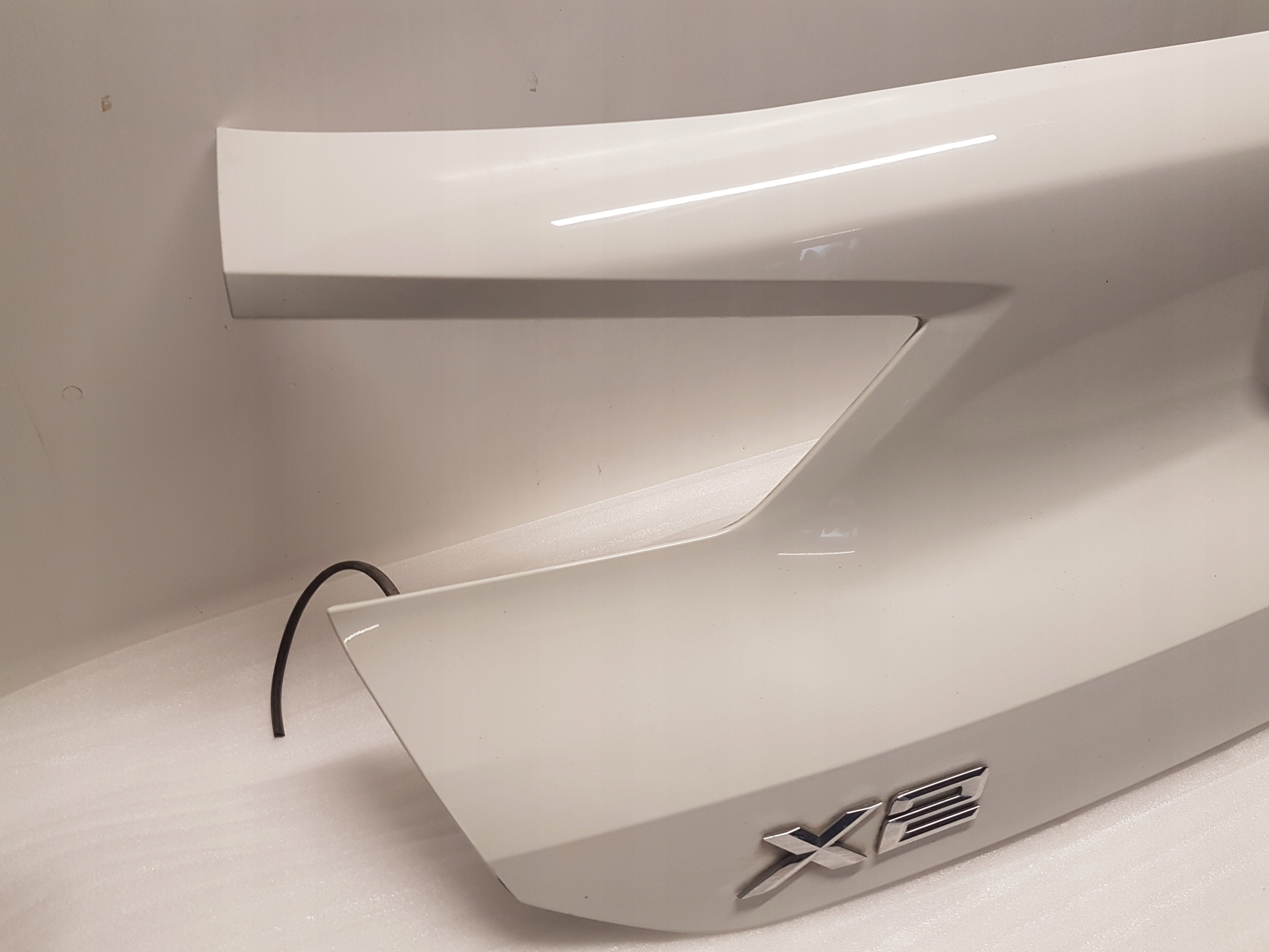 cap rear trunk door BMW X2 F39