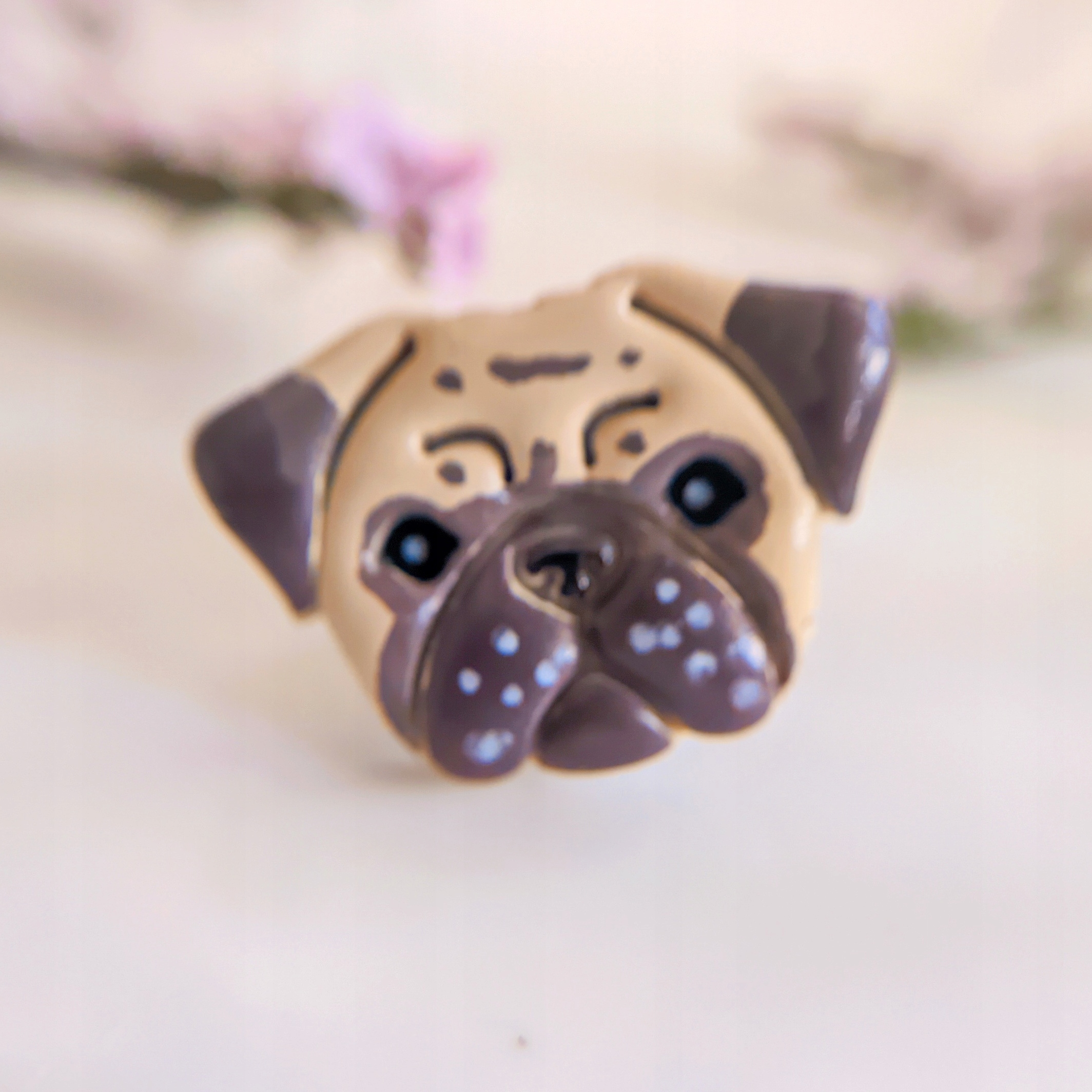 Pin připínáček s mopsem brož s obrázkem mopse, pes mops