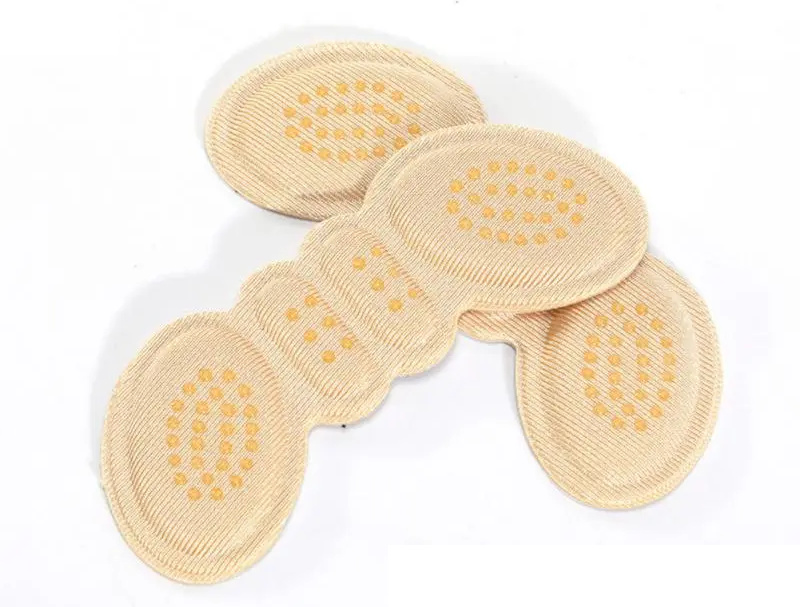 WKŁADKI DO BUTÓW ZAPIĘTKI PIANKOWE WKLEJANE DO SZPILEK SZPILKI 2 szt Kod producenta P246 BEŻ