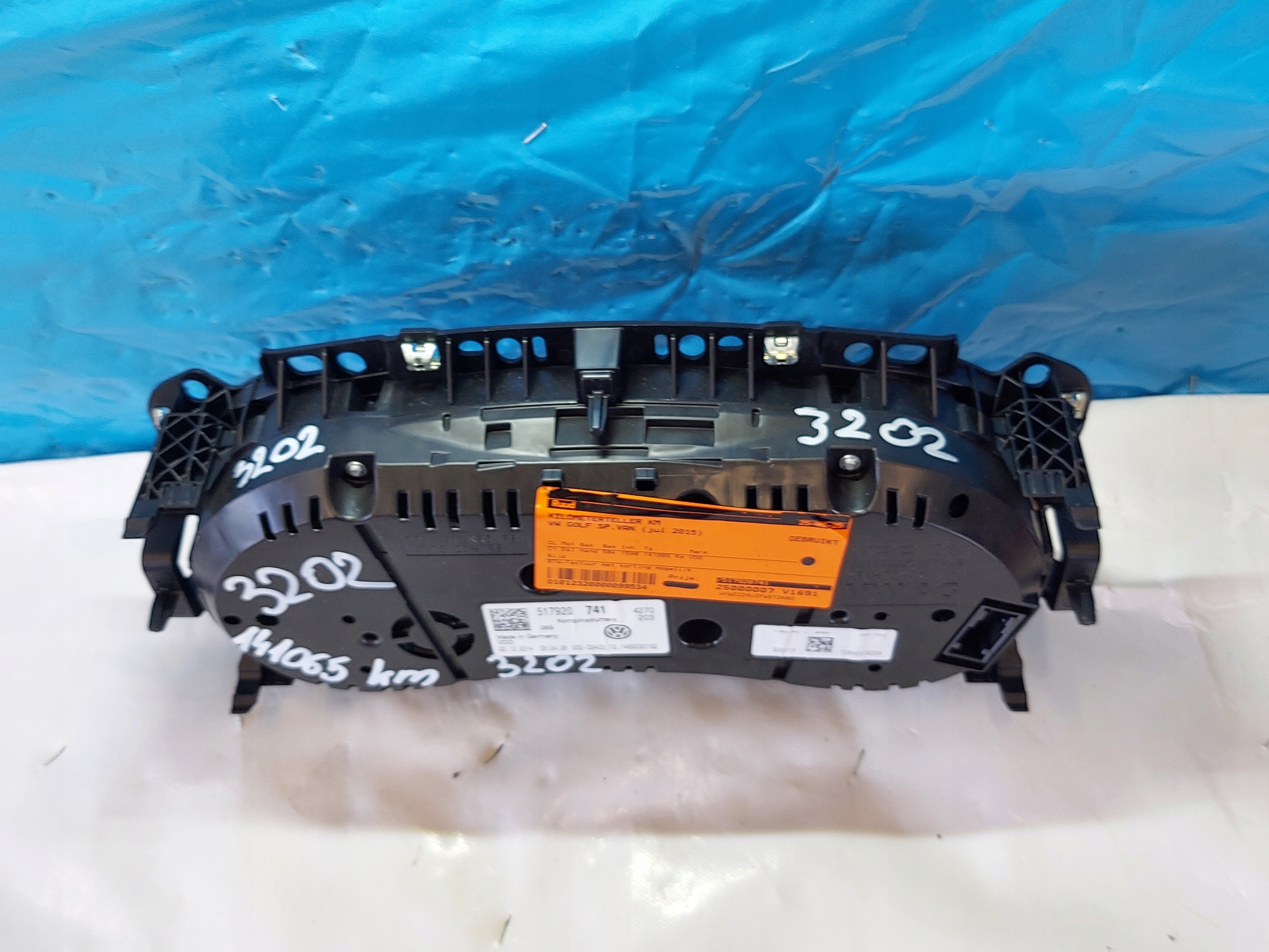 dials clock GOLF SPORT VAN 2015r 1.6 TDI 517920741
