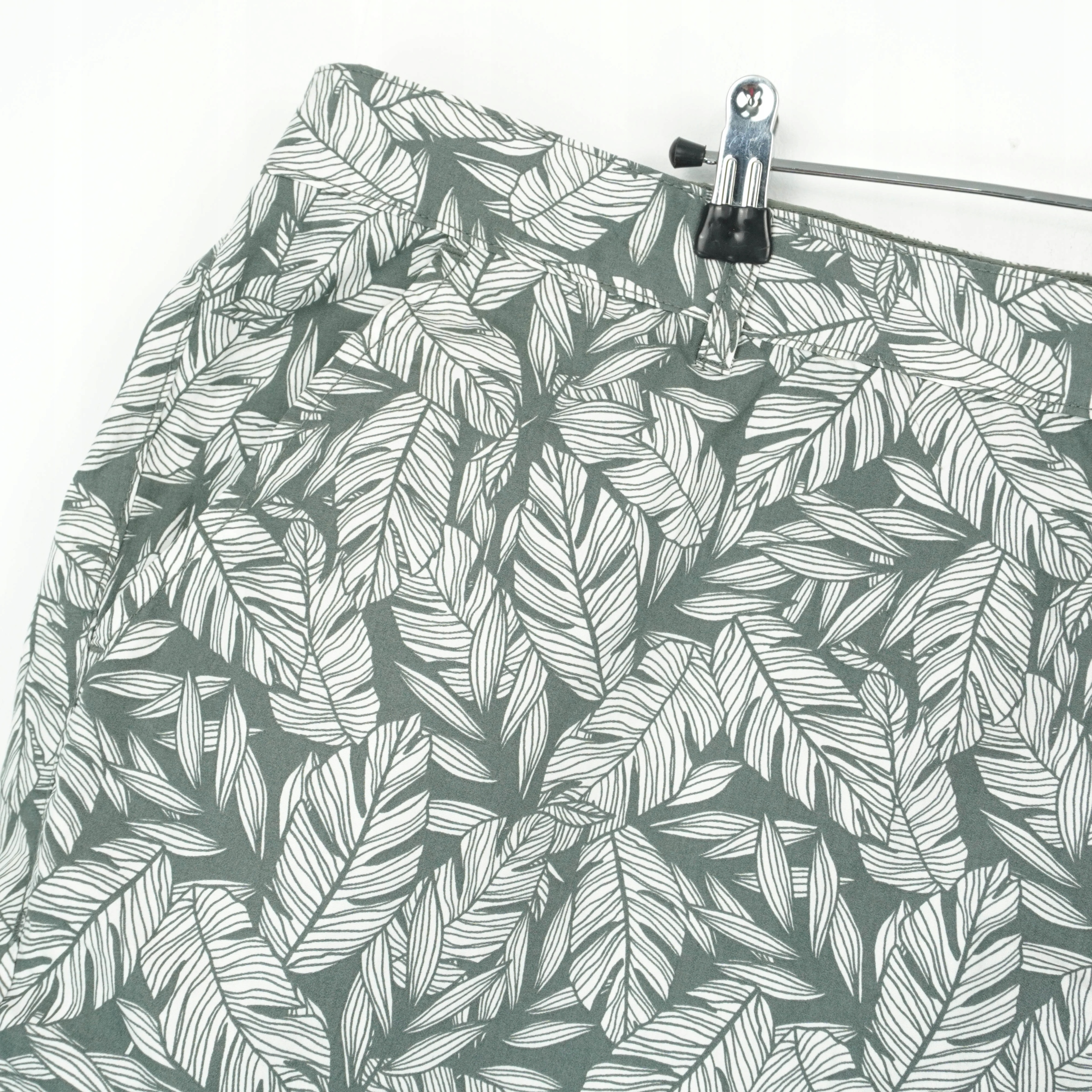 BONMARCHE Spodenki damskie Rozmiar 52 Marka Bonmarche