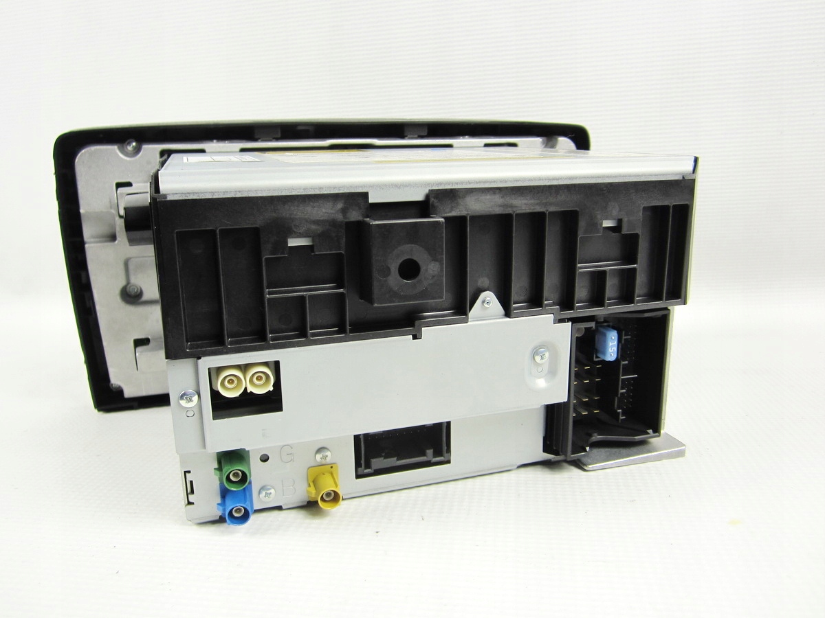 RADIO NAVIGATION COMAND MERCEDES W251 R-KLASA
