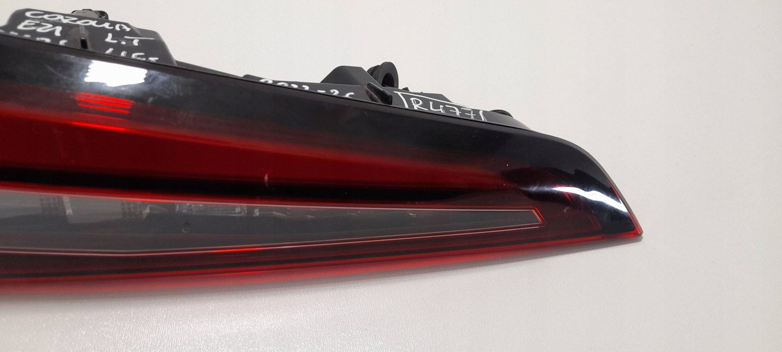 Toyota Corolla E21 Kombi Lift light rear left 02534 (R477)