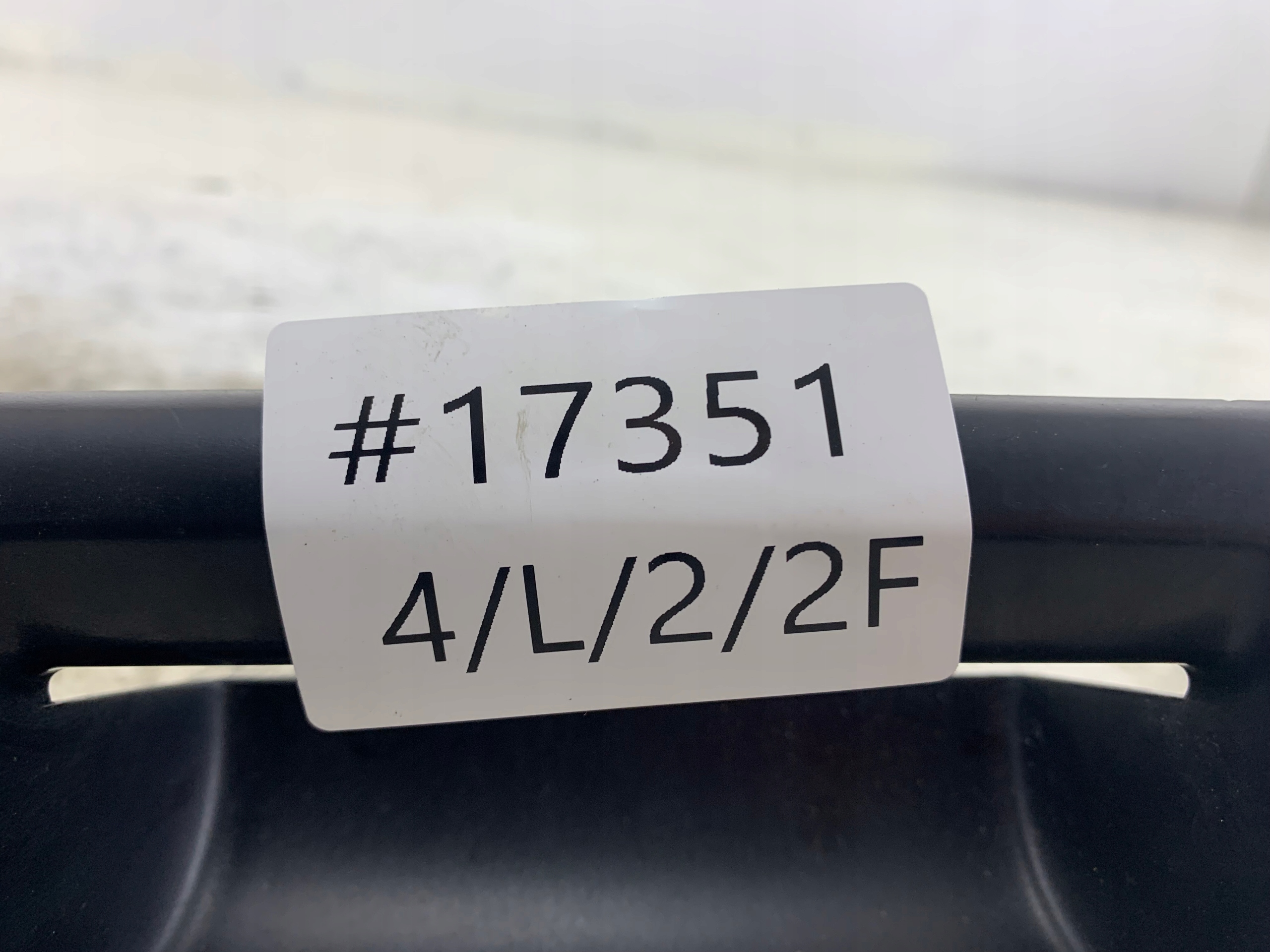 VW POLO 9N PANEL okna levý předek řidičů 6Q1867171F