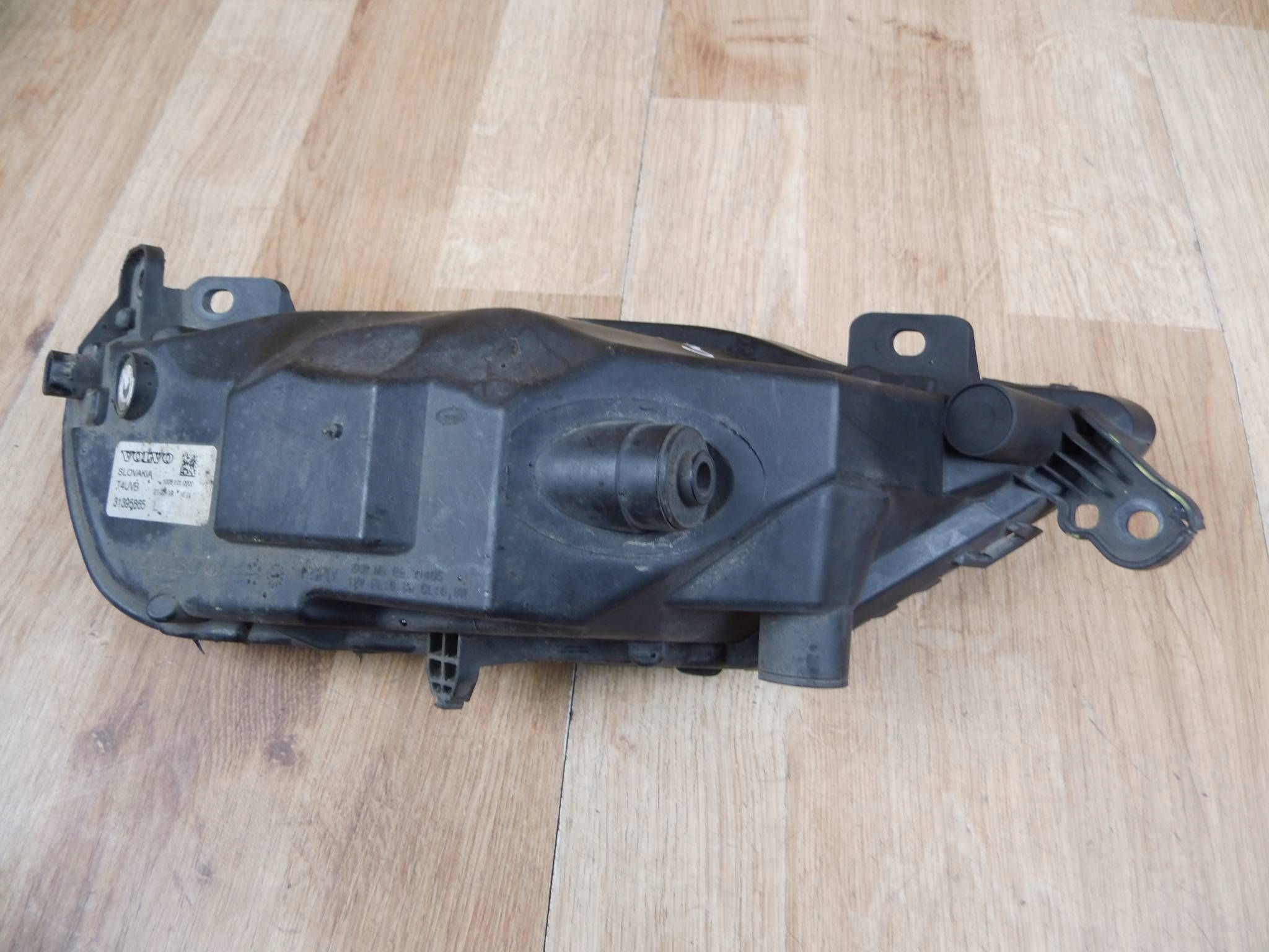 Volvo XC90 II 2015+ fog light left front 31395865
