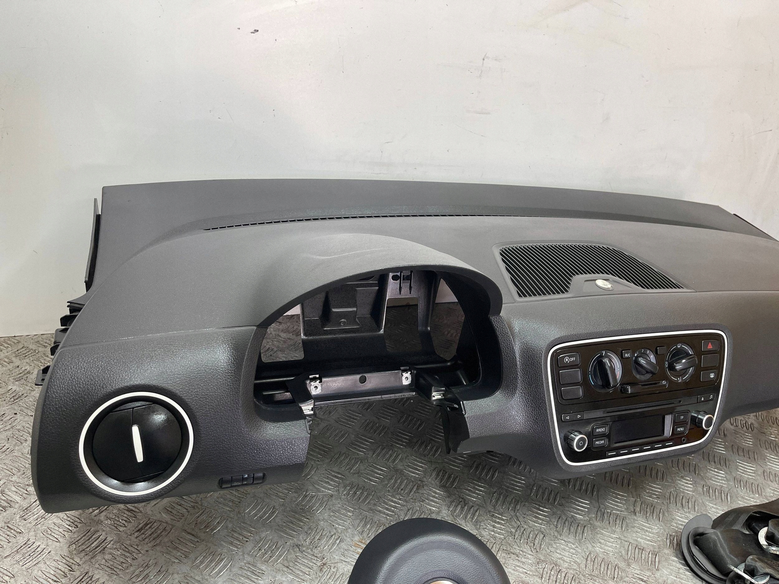 KOMPLET Airbag Console Airbag VOLKSWAGEN UP 11- 1S0