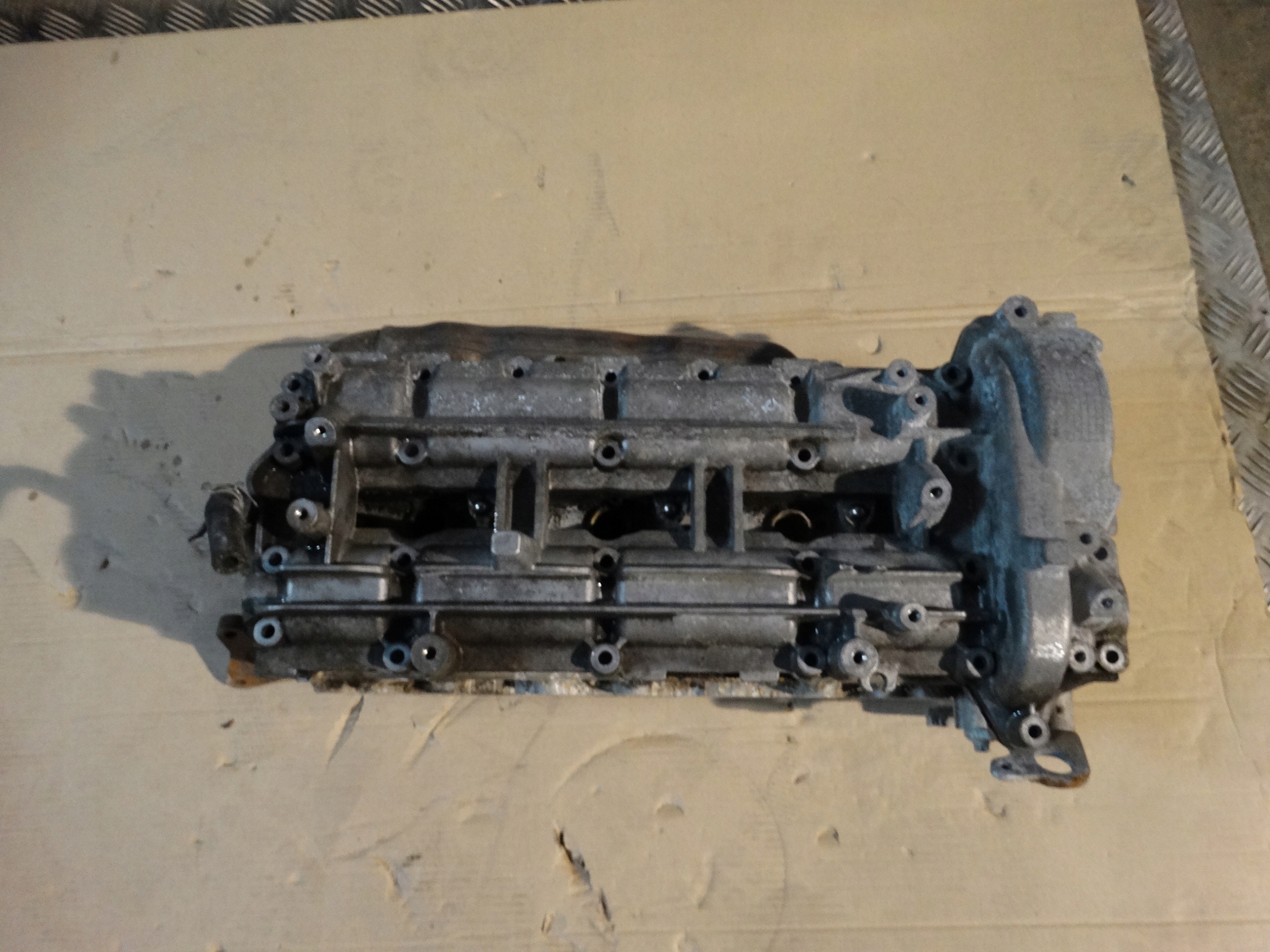 TESTATA KPL. MOTORE MERCEDES 3.5D 1