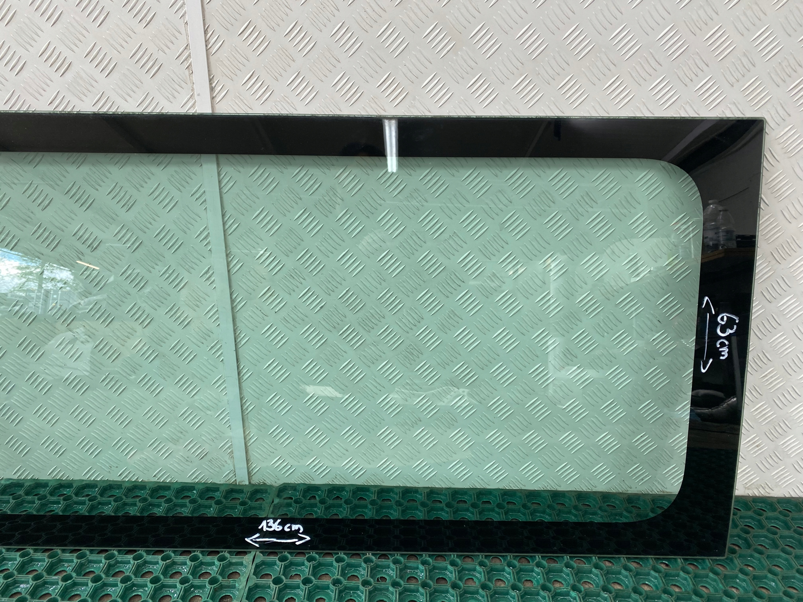 RENAULT MASTER III MOVANO B window bodywork side rear right rear part 136CM