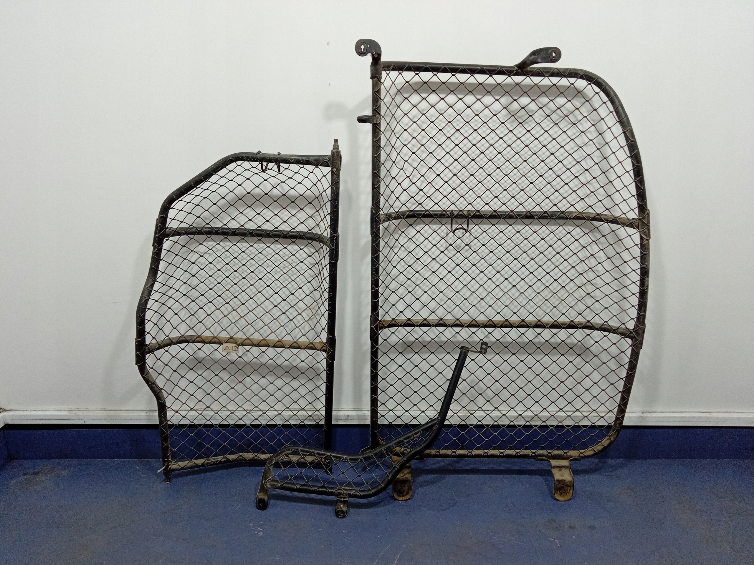 RENAULT KANGOO II 07- ŚCIANA GRODZIOWA PRZEGRODA KRATKA VAN