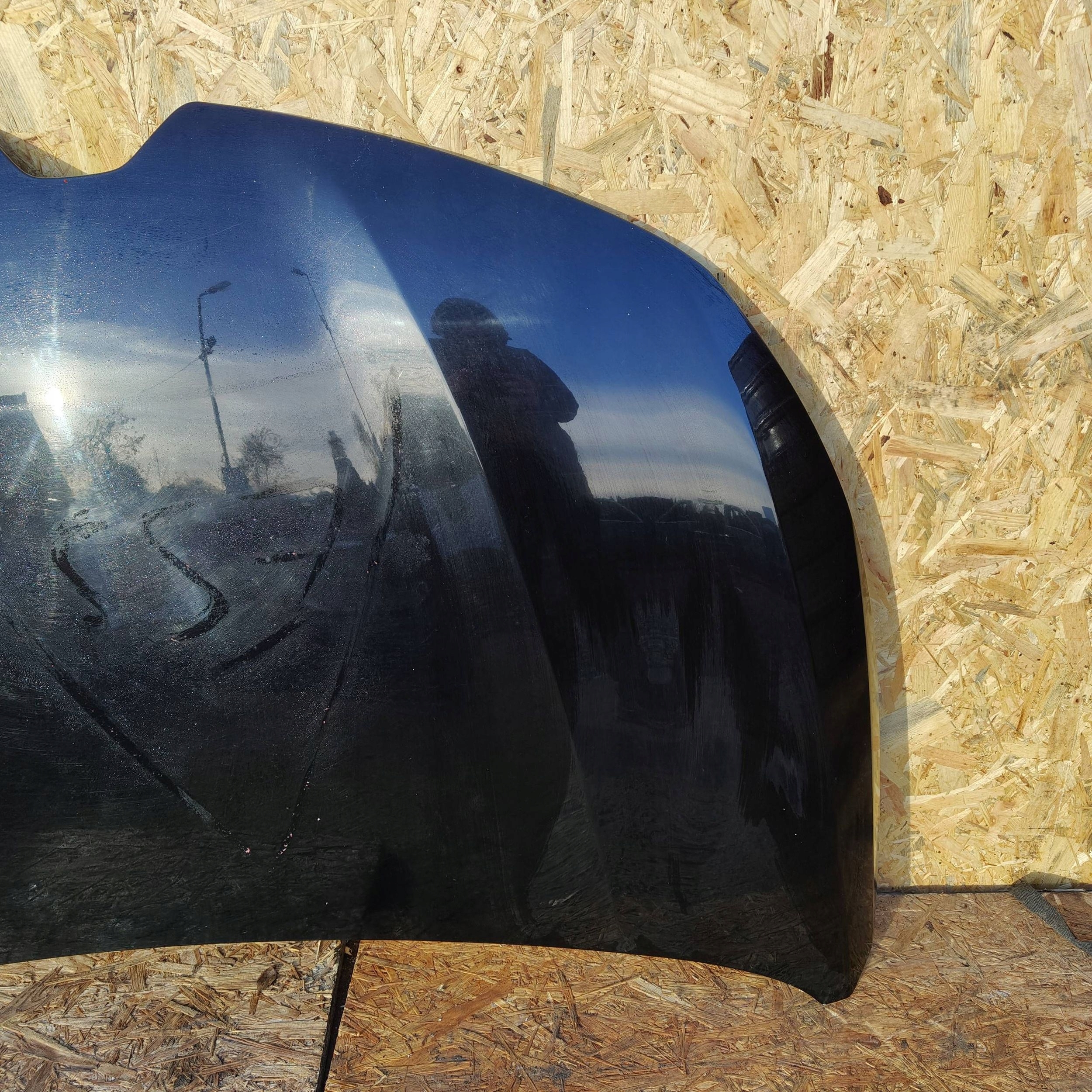Capot Avant Renault Clio V d’aluminium