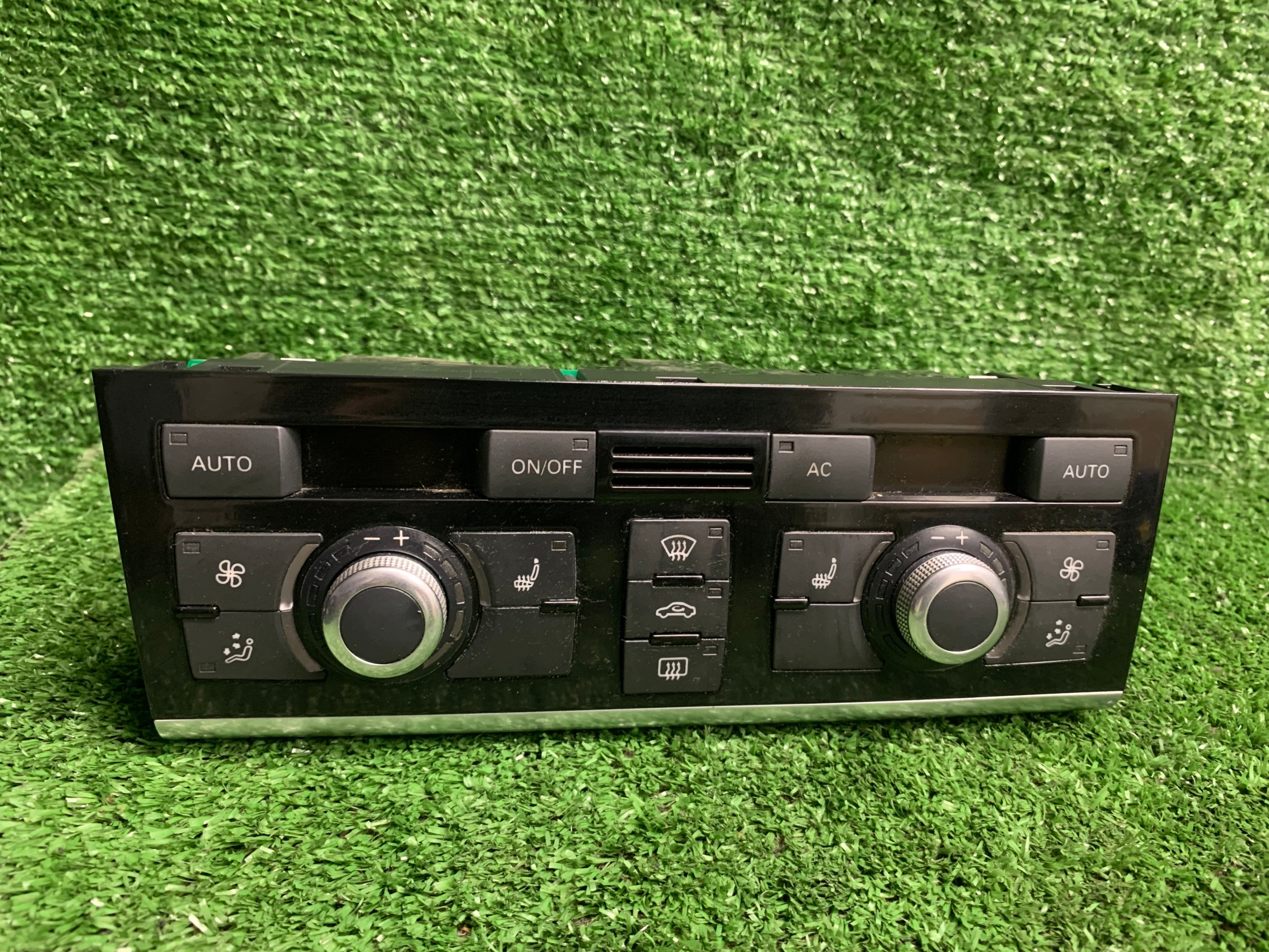 control panel air conditioning devices of the air conditioning AUDI A6 C6 4F1820043AL