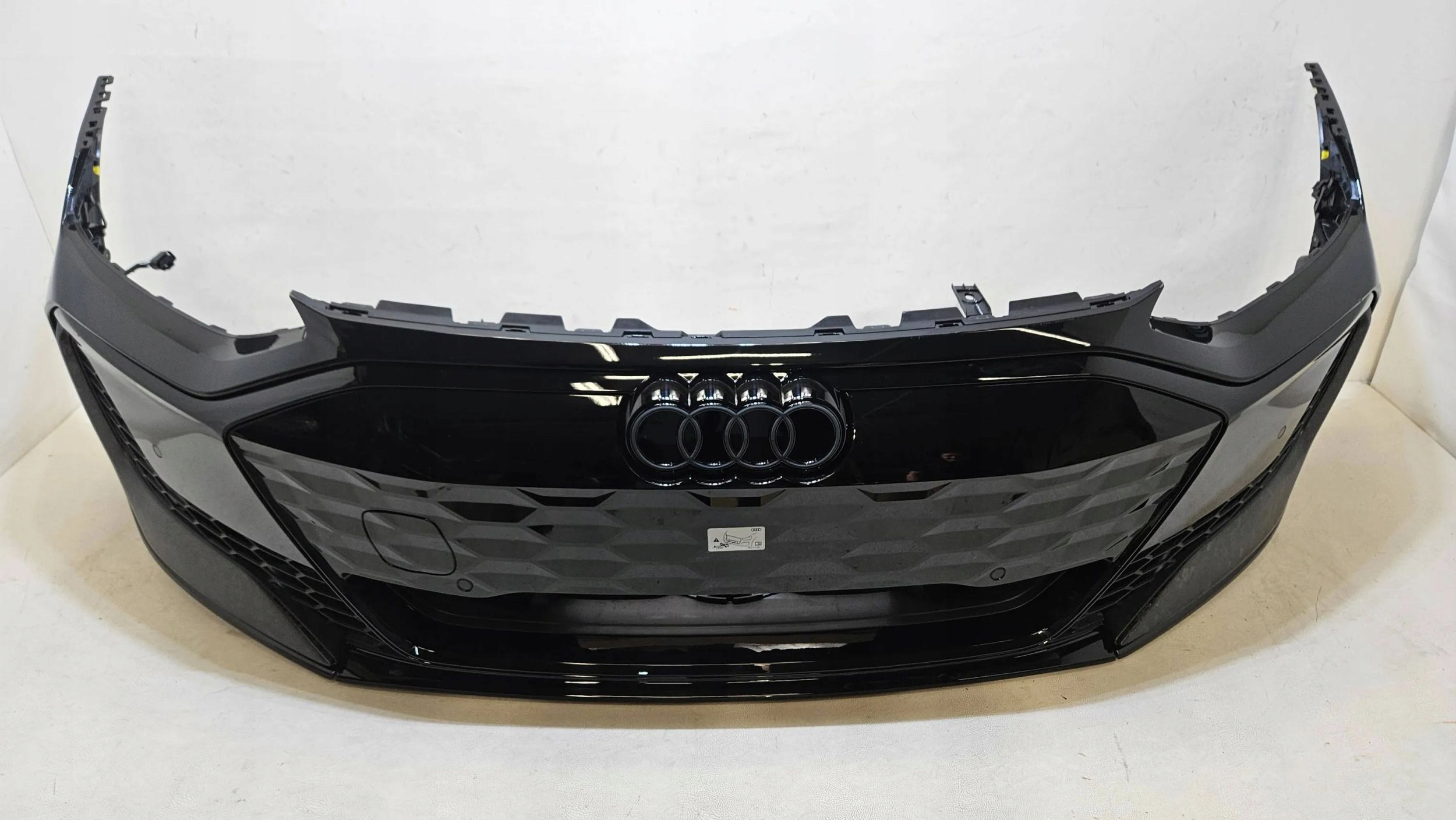 ZDERZAK PRZÓD PRZEDNI AUDI E-TRON ETRON RS GT PERFORMANCE 4J3807061