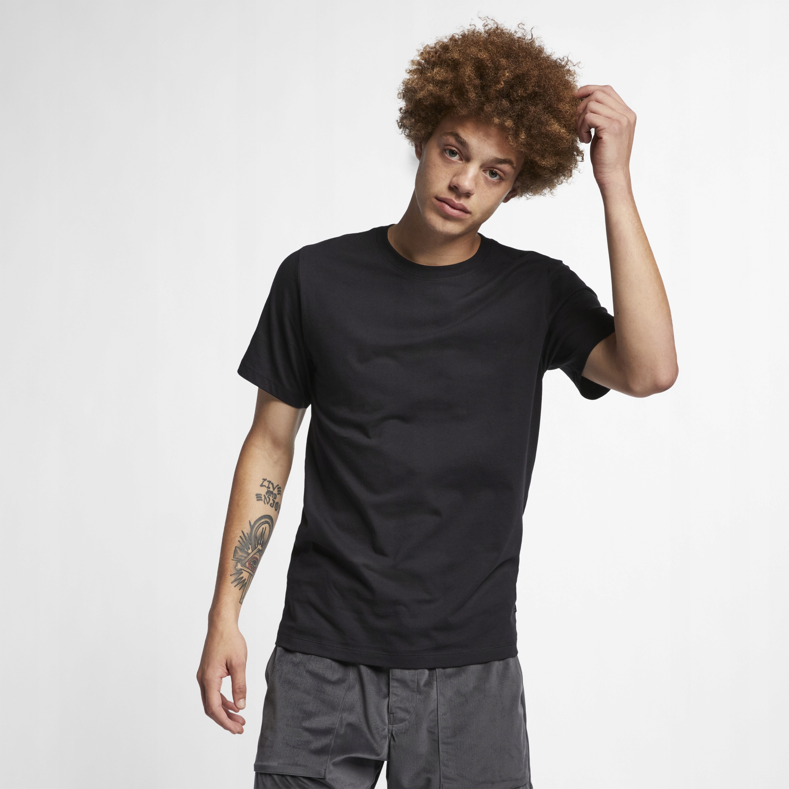 Tričko Nike Sb Essential Tee, velikost Xs
