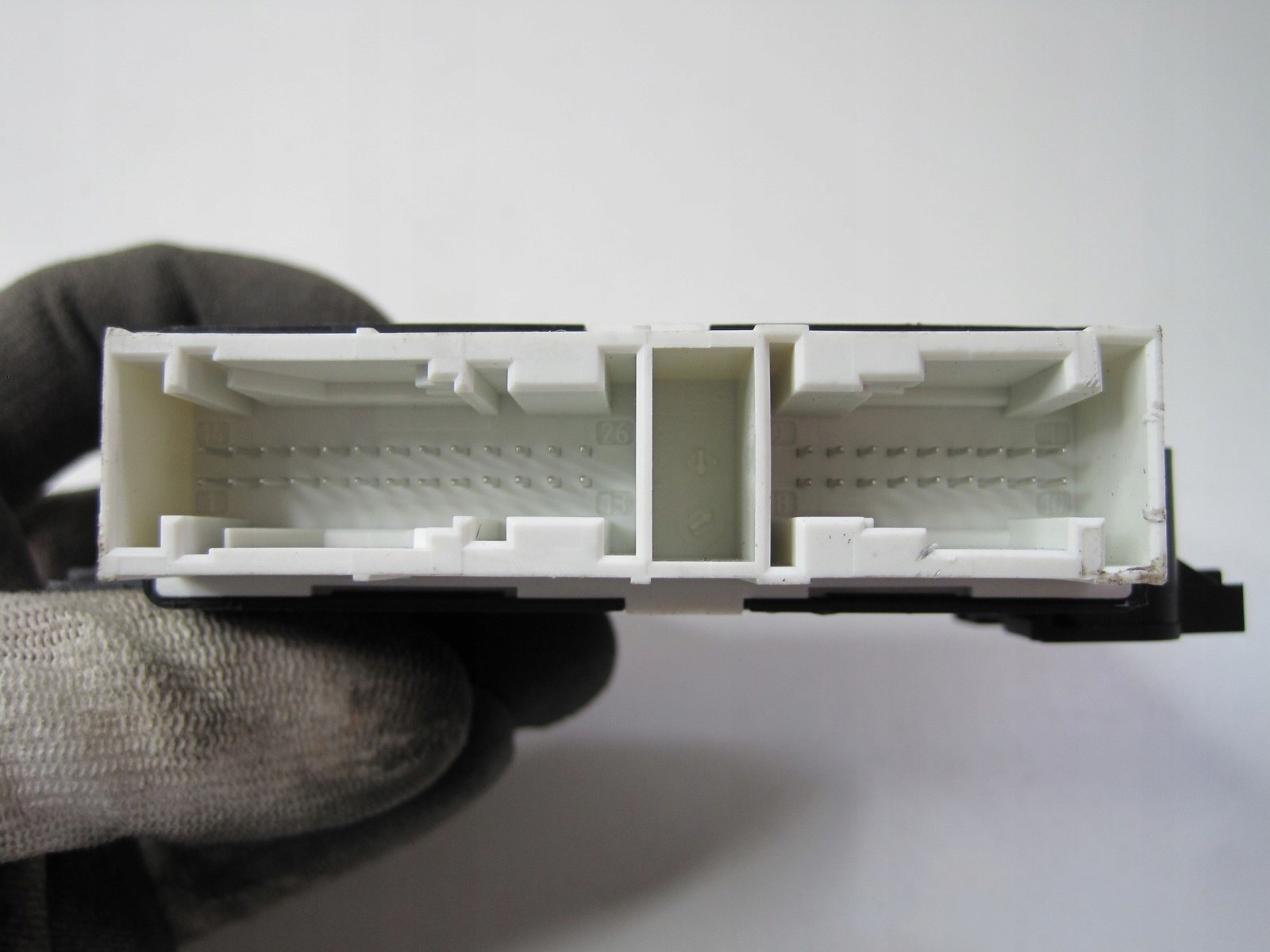 Moduł sterownik PDC Range Rover Evoque L551 K8D2-15C859-AE Kod producenta K8D2-15C859-AE