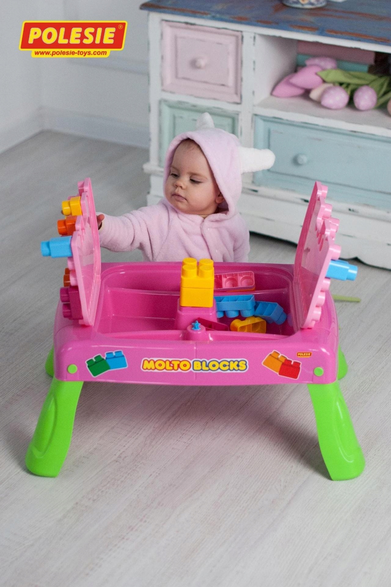 KLOCKI Stolik edukacyjny do zabawy 20el KLOCKI Materiał plastik