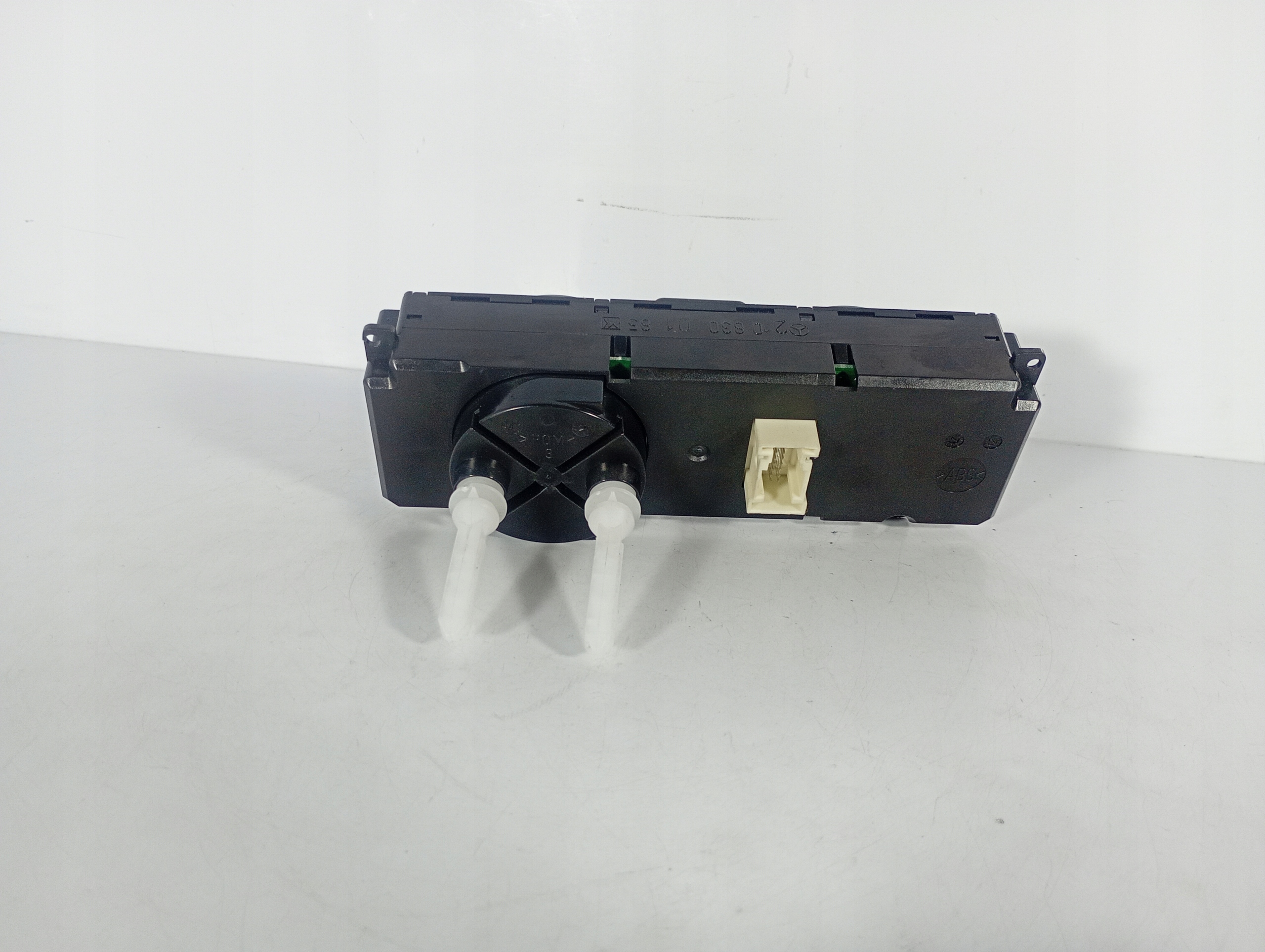 Mercedes CKLASA W203 02-07 switch switch PANEL air conditioning devices OE 2108300185