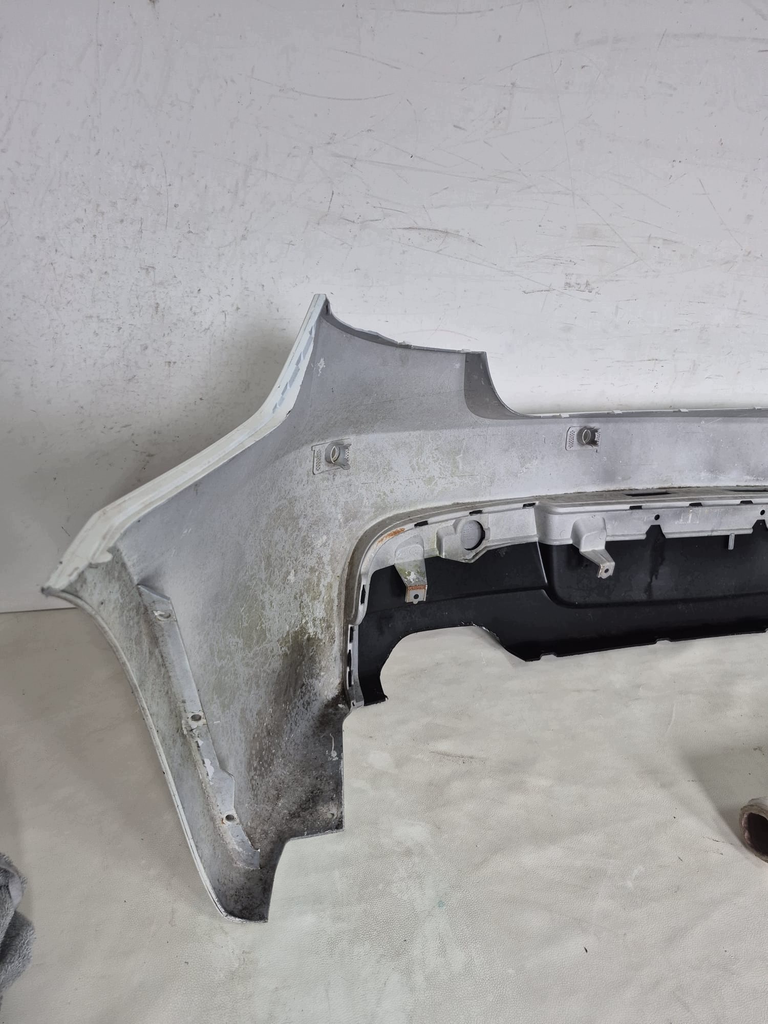 BMW 1 E81 E87 m-packet 04- bumper rear part TLYNY PDC 8045541