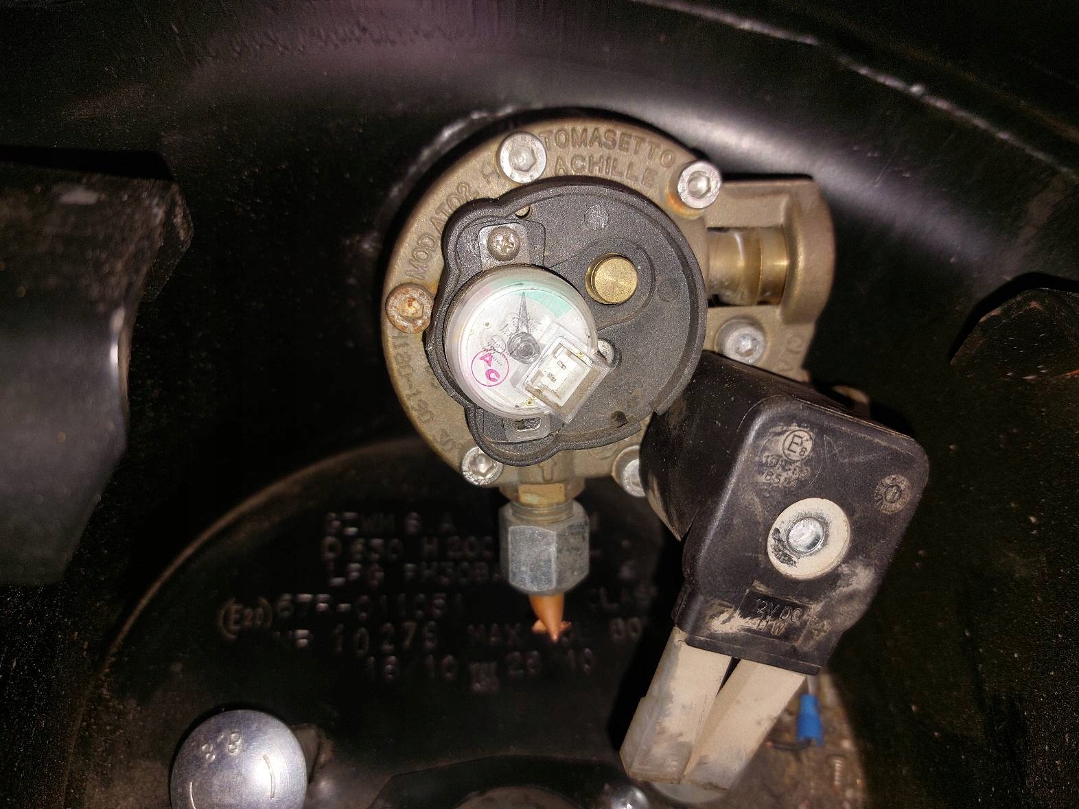 BUTLA GAZOWA 47L 2028R W KOŁO PAPIER + ZAWÓR Producent części Inny