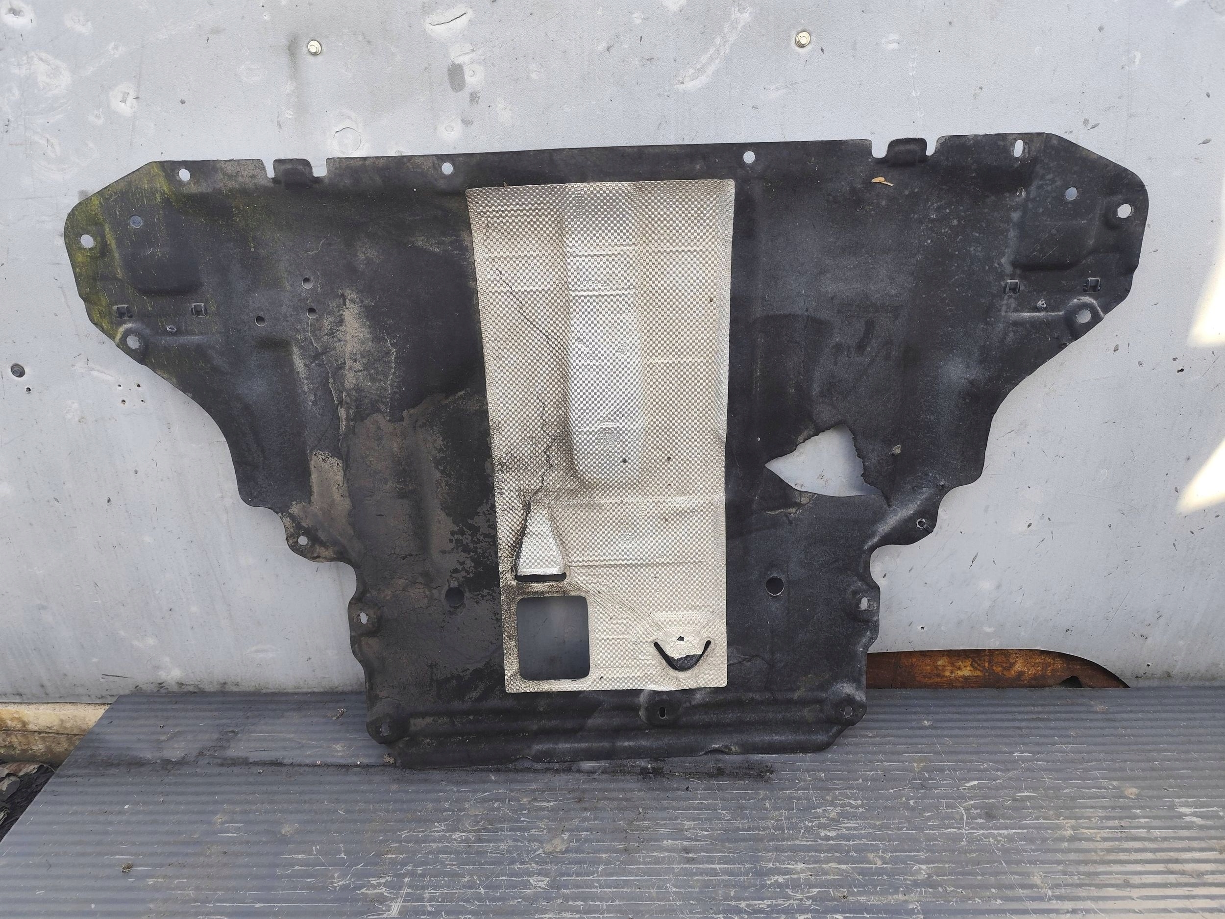 FORD FOCUS MK4 cover cover below engine