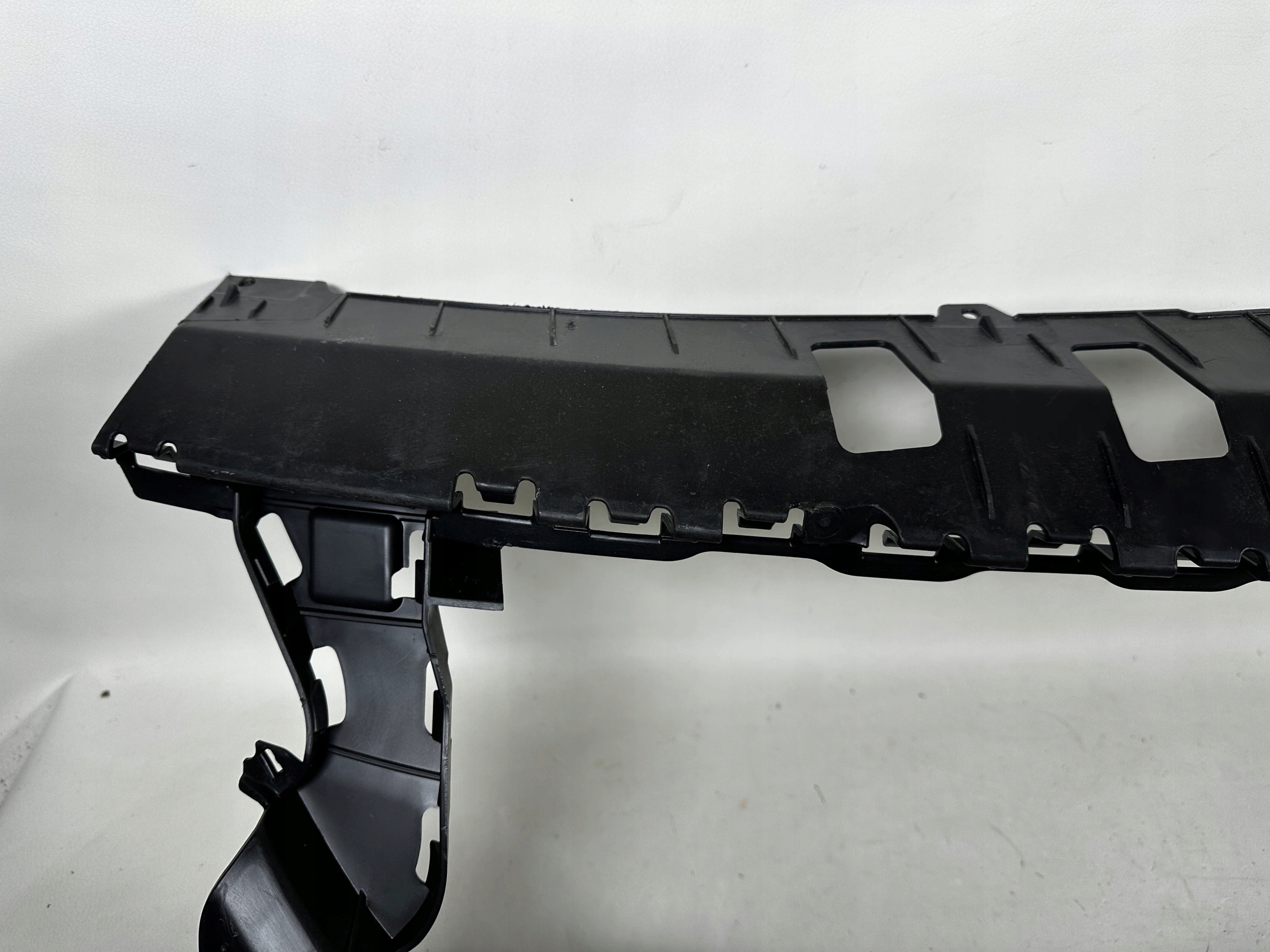 OPEL ASTRA V K 5 Grille Traverse Support plaque 13448088