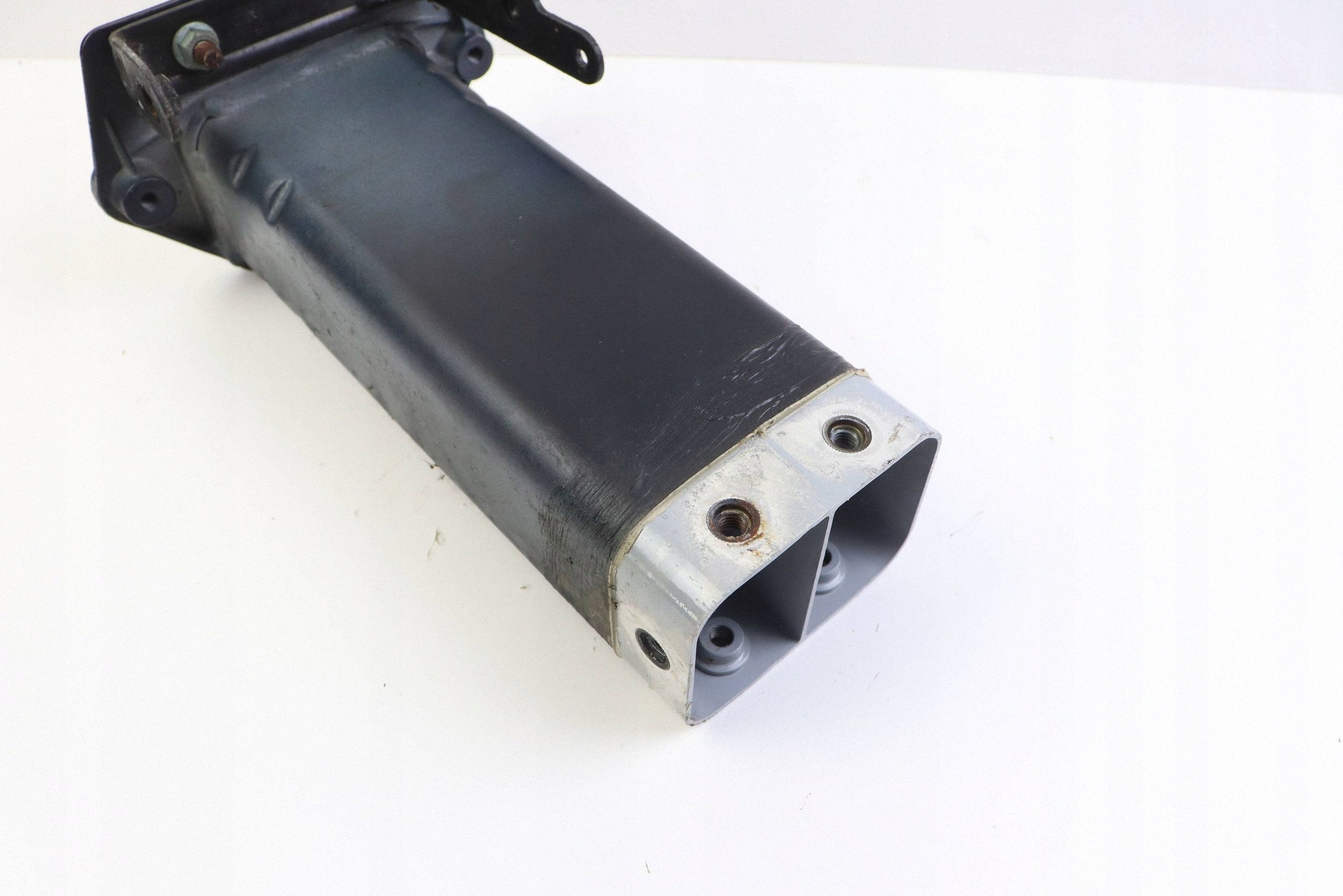 AUDI A2 beam tip quarter pipe end left 8Z0805119