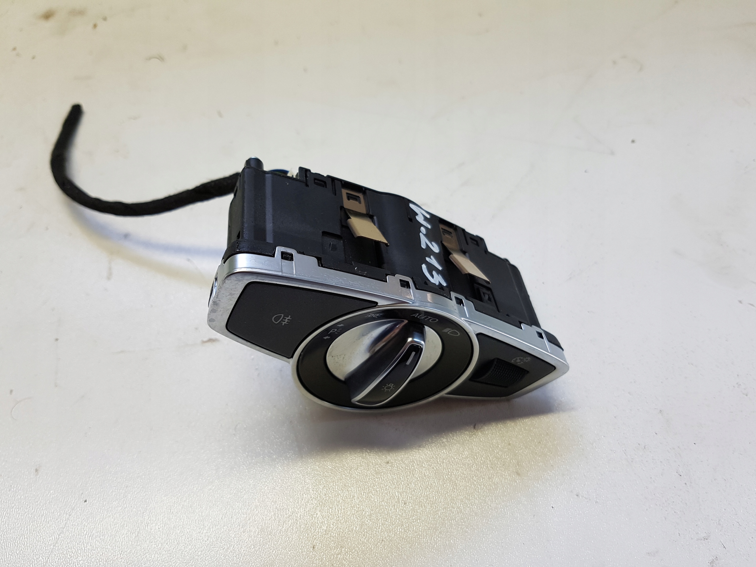 MERCEDES W213 INTERRUPTEUR COMMANDE PHARES FEUX A2139053003