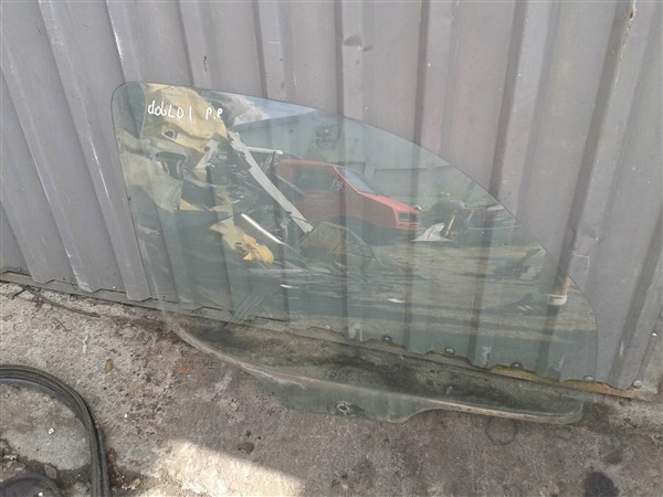 ПРАВЕ ВІТРОВЕ СКЛО FIAT DOBLO І 00-04R
