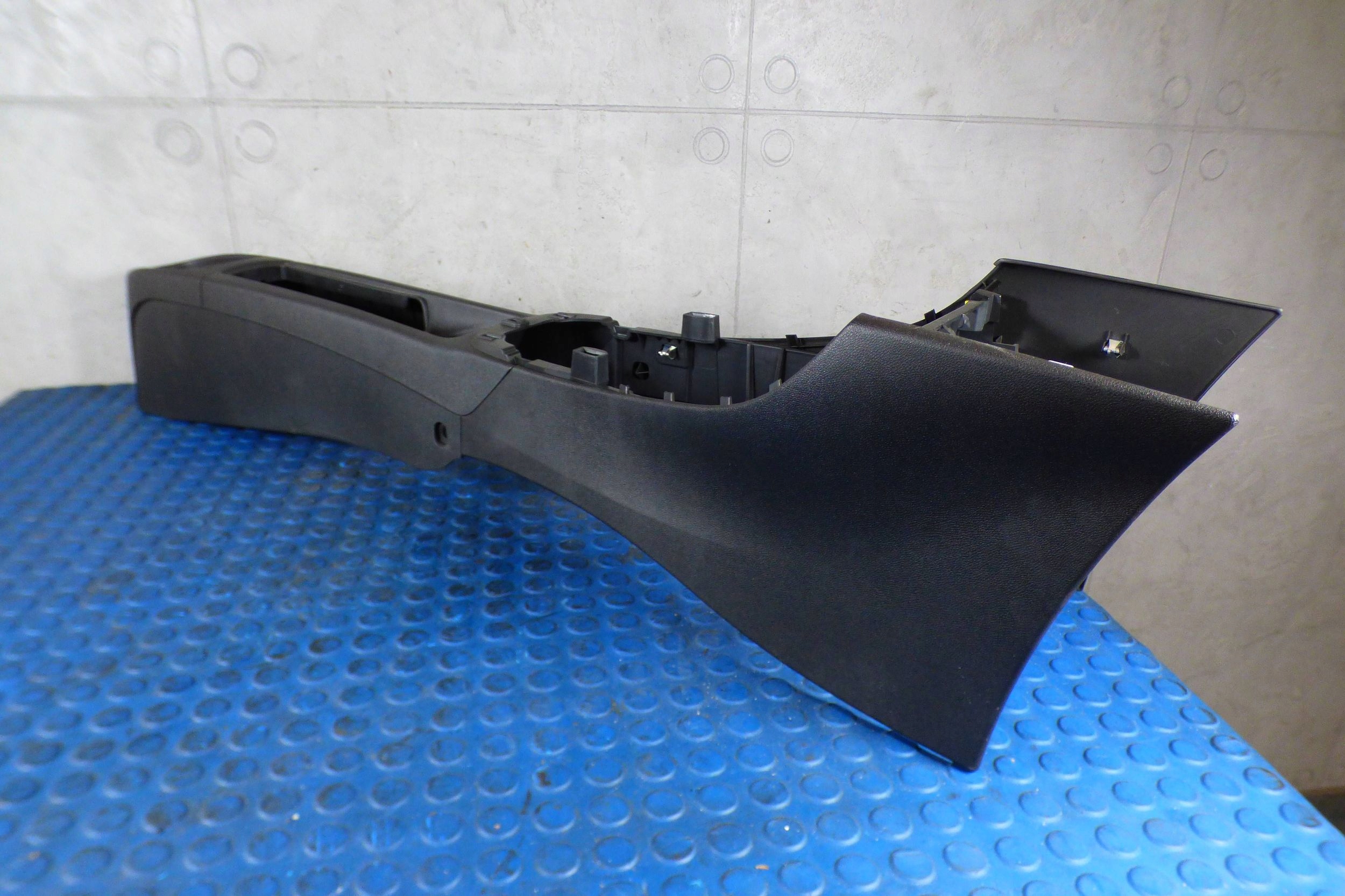 Opel Corsa E 3D tunel mitte 13390674 st.BDB EUROPA