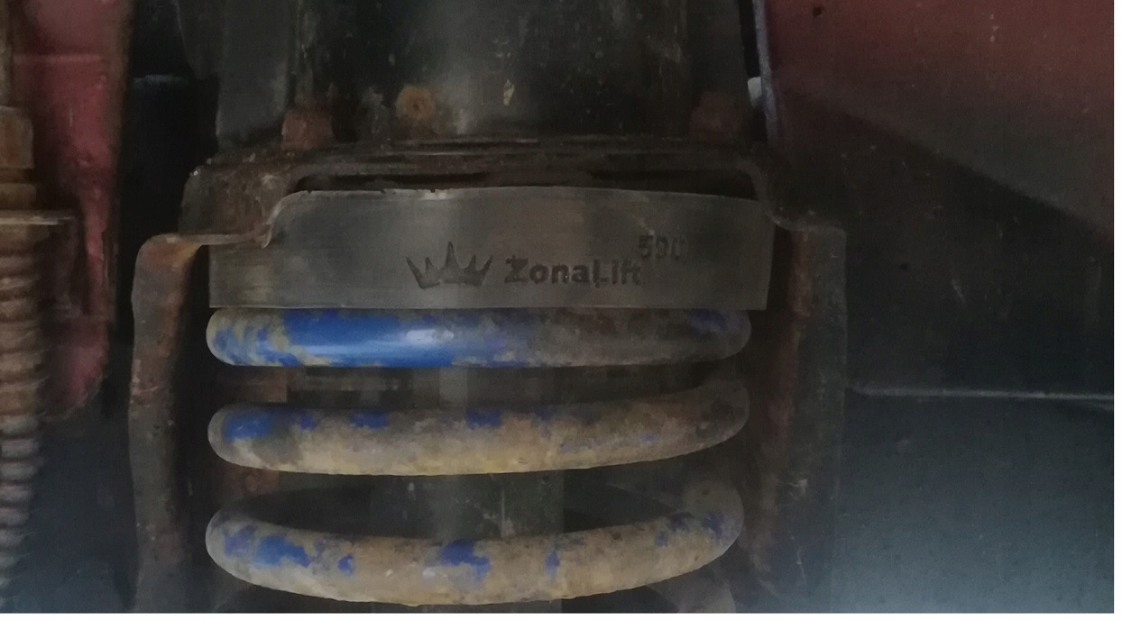 SsangYong Rexton Lift 2 cale Sam Przod 5cm 4x4 Part manufacturer Other