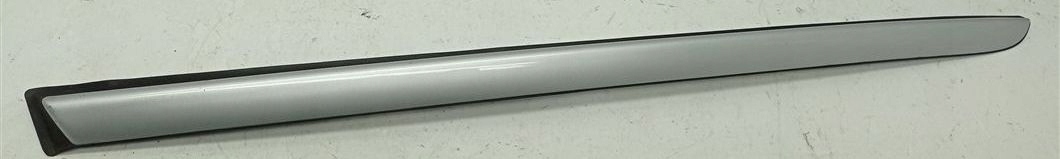 LISTWA SZYBY CZOŁOWEJ LEWA CITROEN C5 III X7 EZRC 9659145980