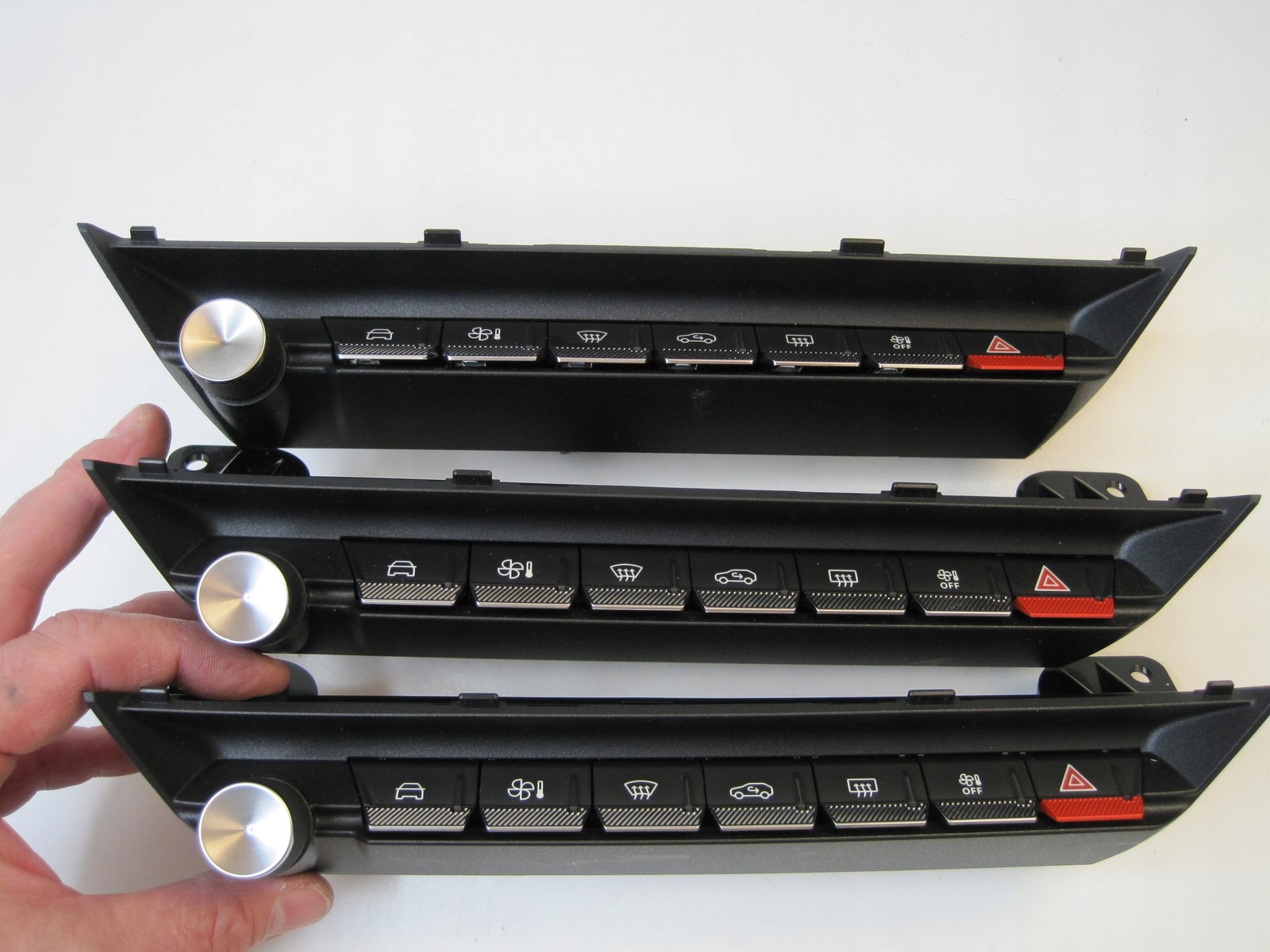 Panel klimatyzacji radia Peugeot 308 98350200ZD