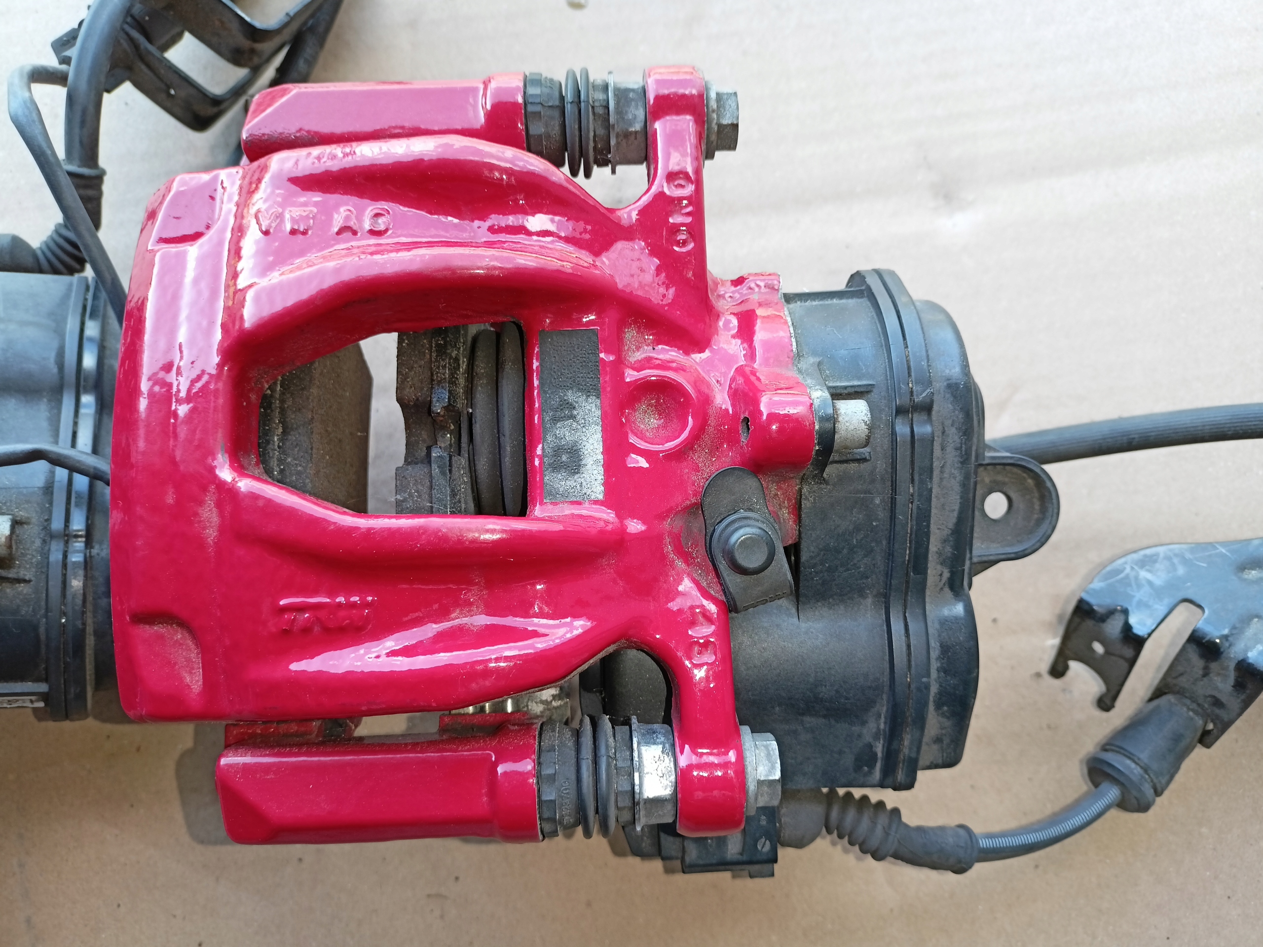 AUDI S4 A4 B9 S5 8W caliper discs rear part 8W0615405E